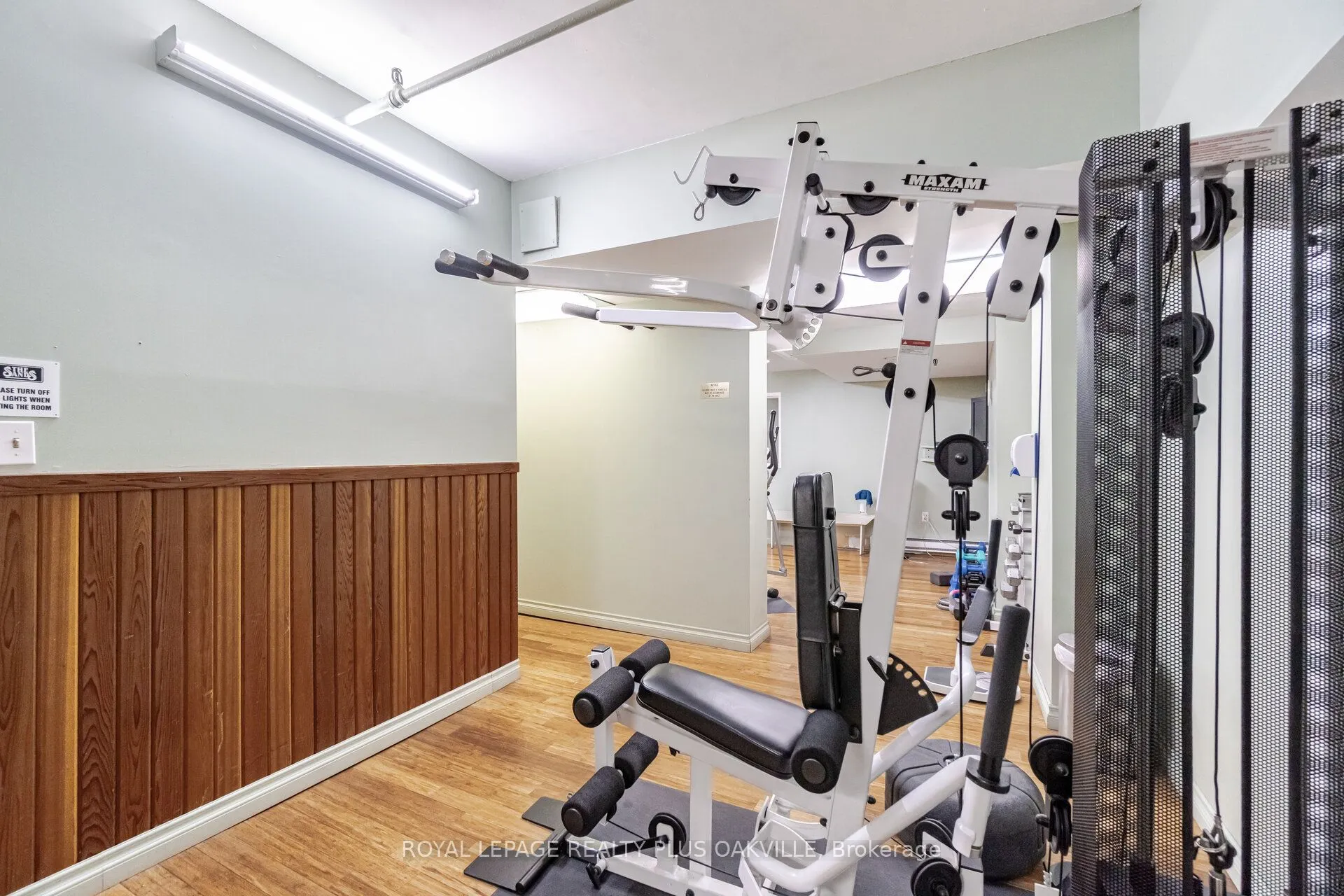 1225 North Shore Boulevard E, #104