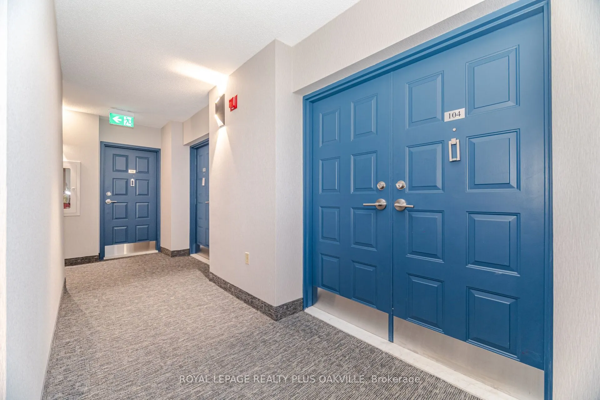 1225 North Shore Boulevard E, #104