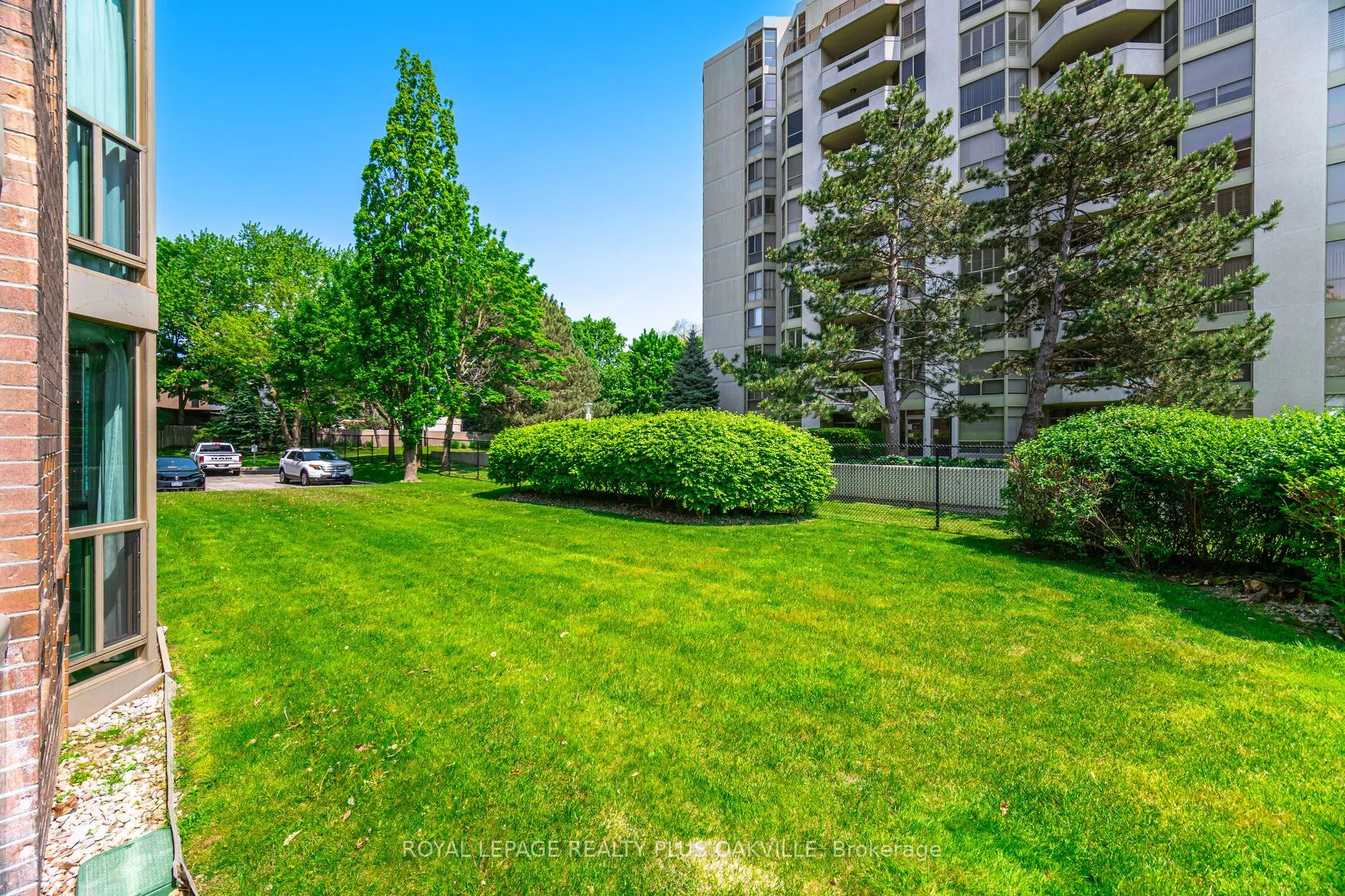 1225 North Shore Boulevard E, #104