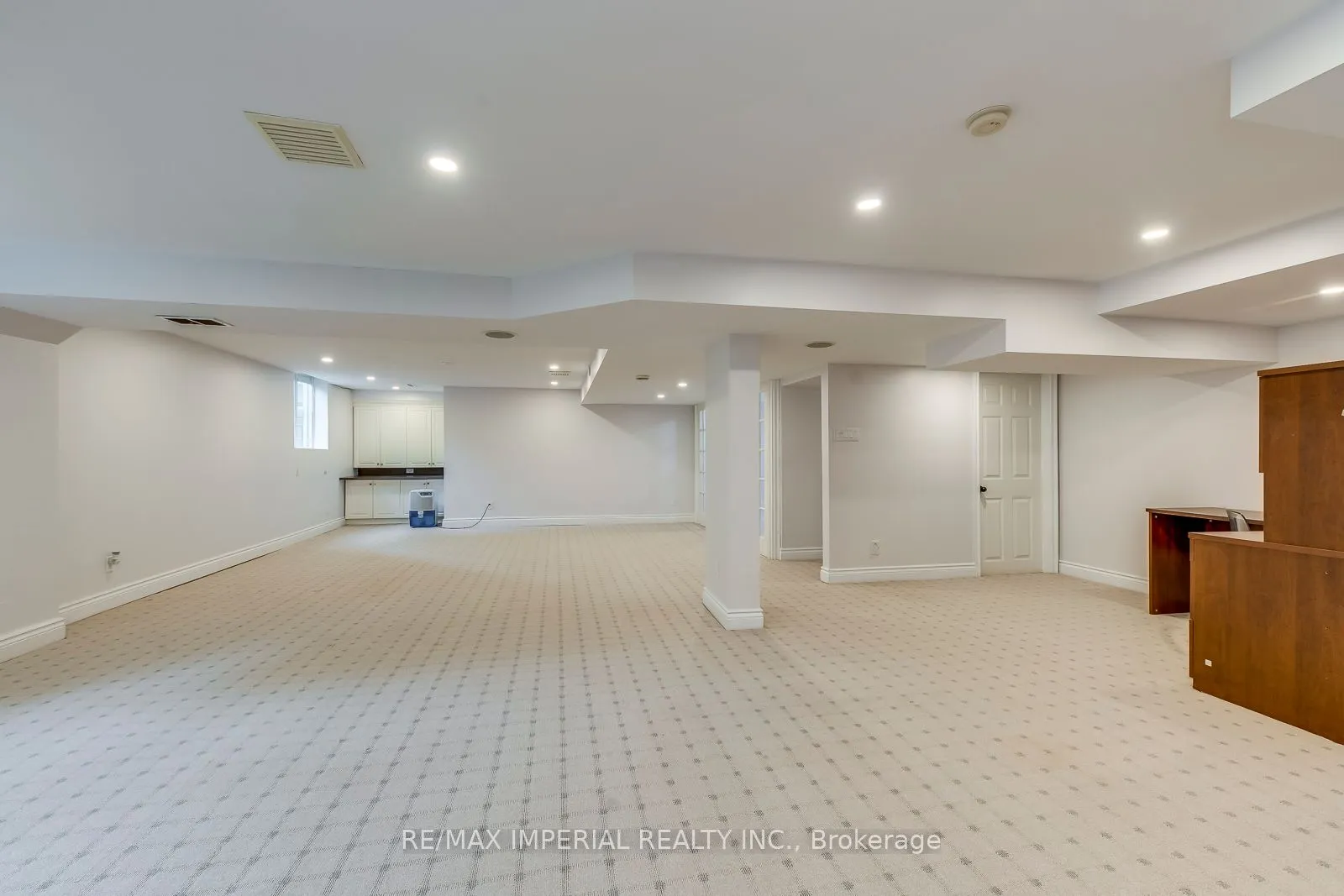 341 Acacia Court