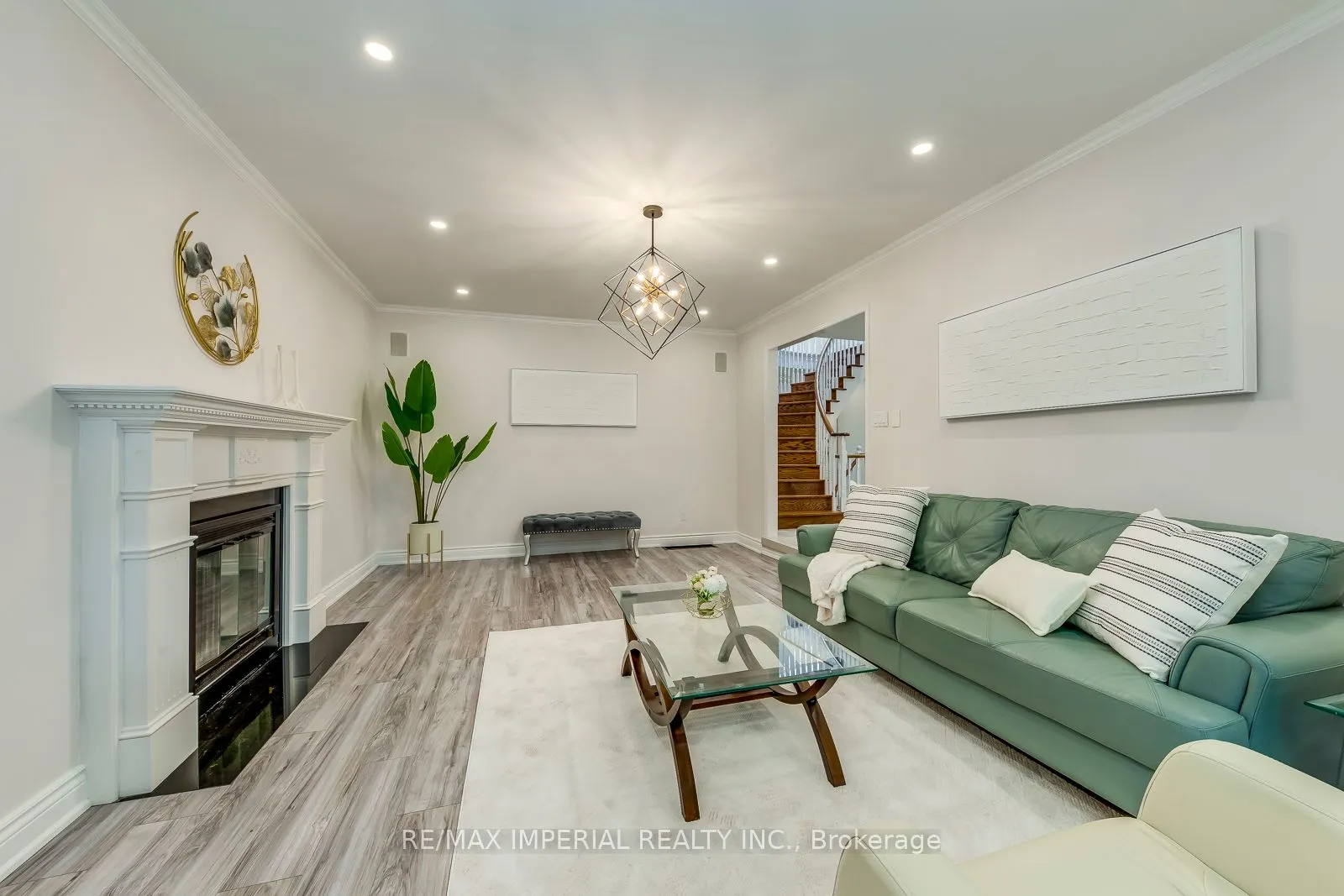 341 Acacia Court