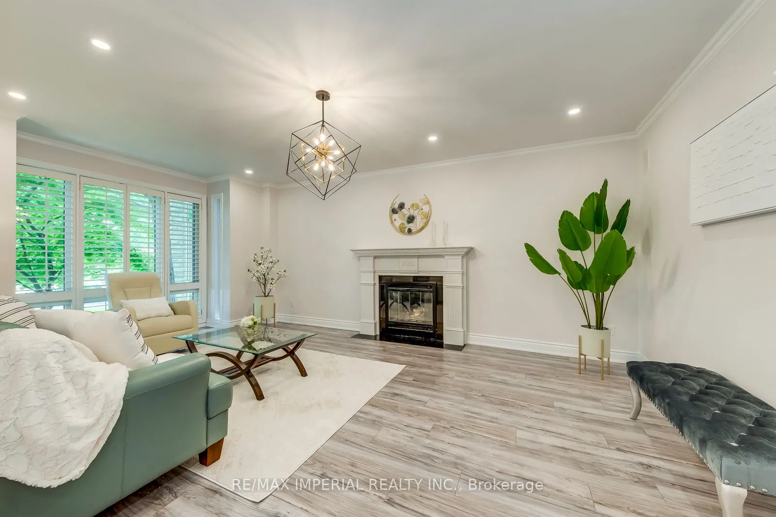 341 Acacia Court