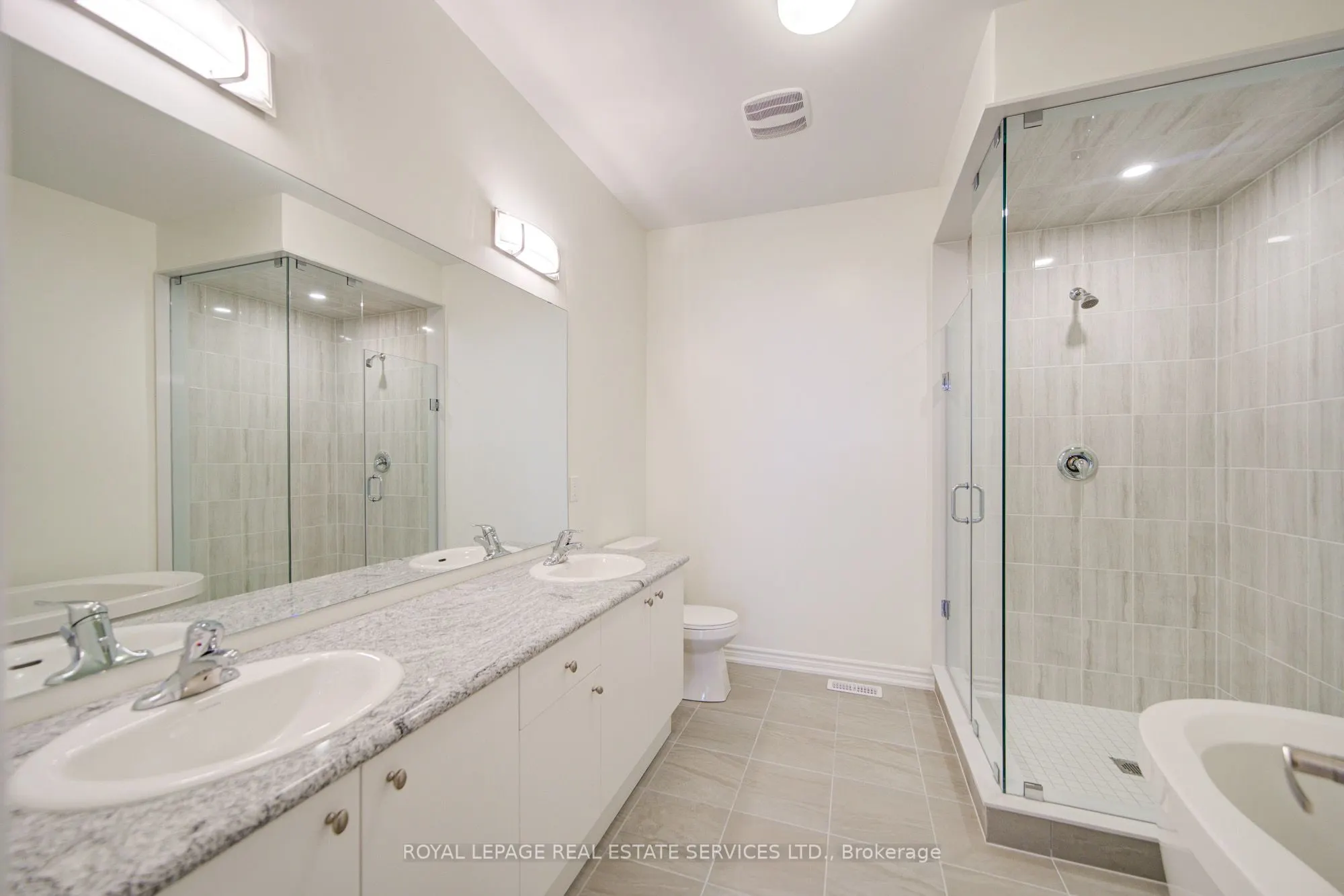 1180 Dartmouth Crescent