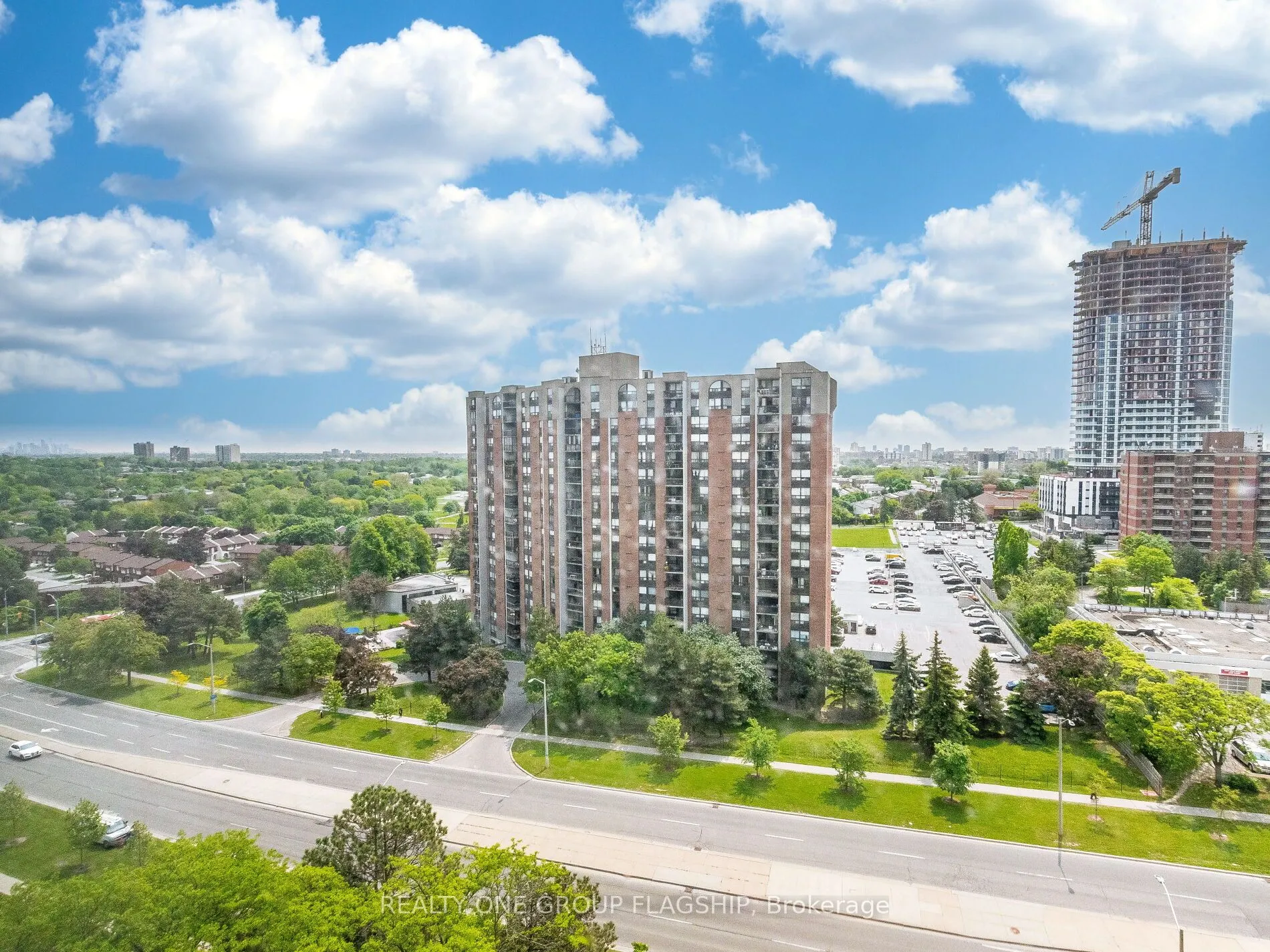 50 Elm Drive E #1209