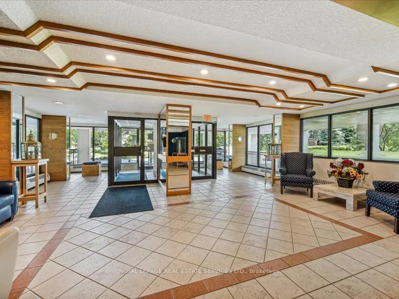5250 Lakeshore Road, #708