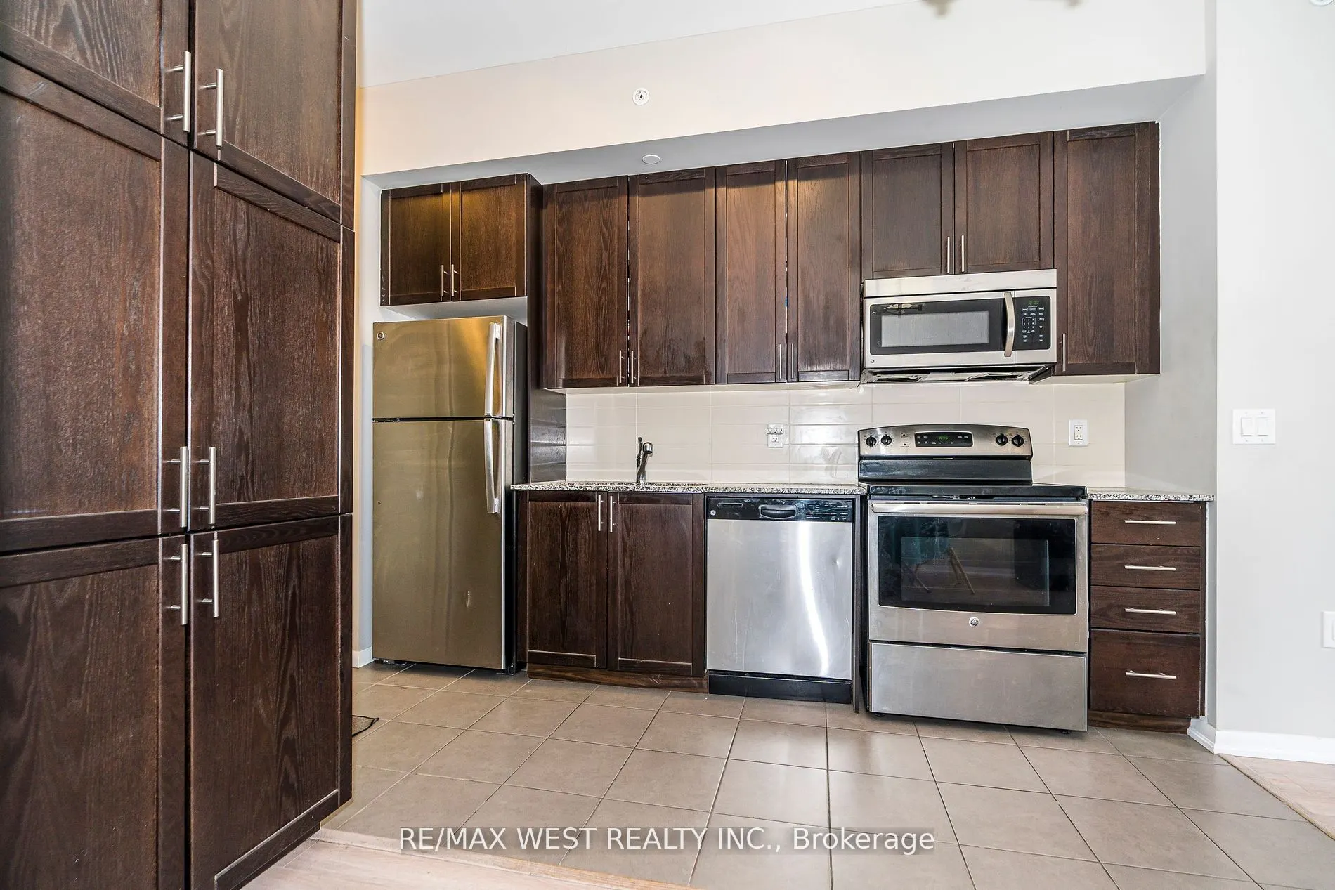 830 Lawrence Avenue, #803