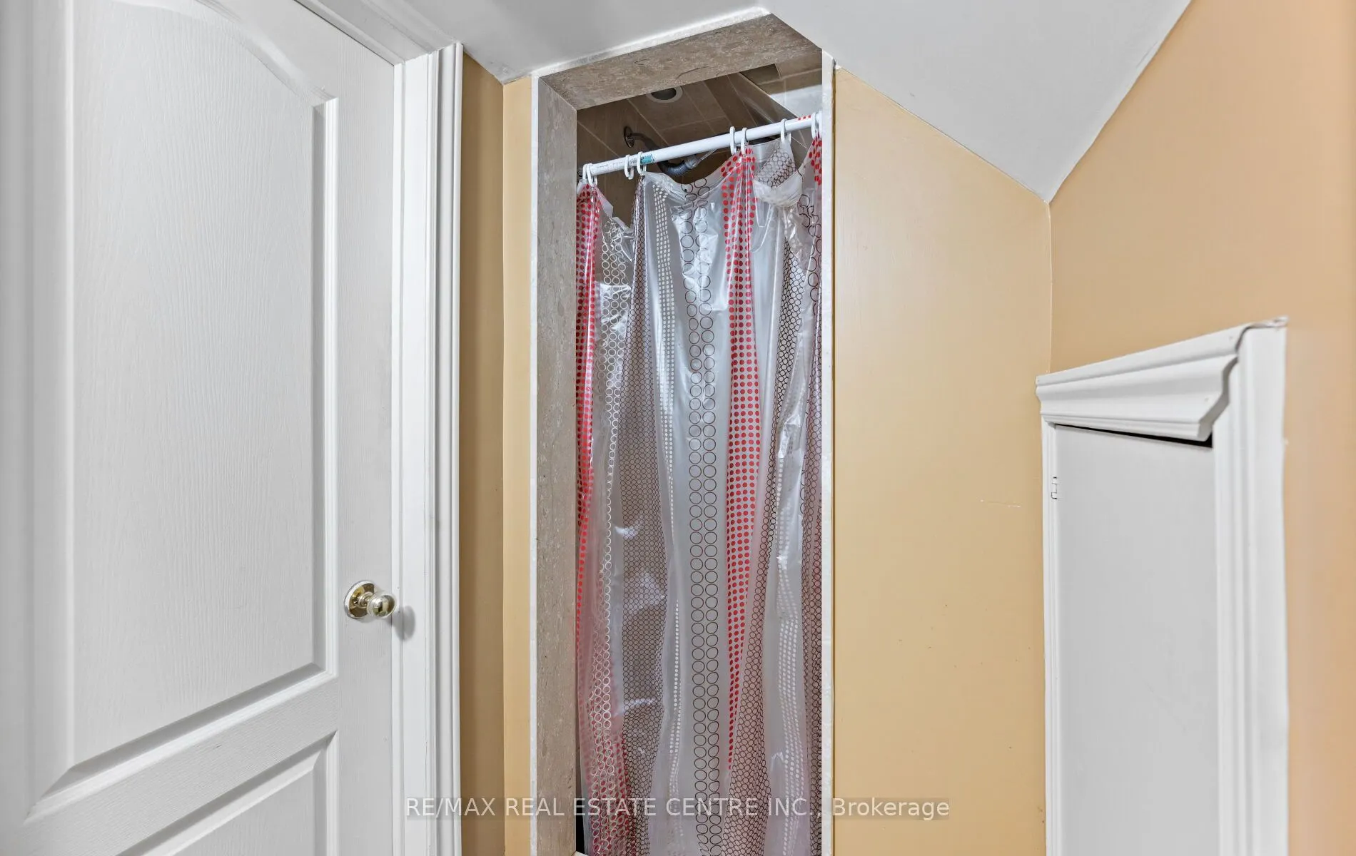 750 Burnhamthorpe Road E, #35