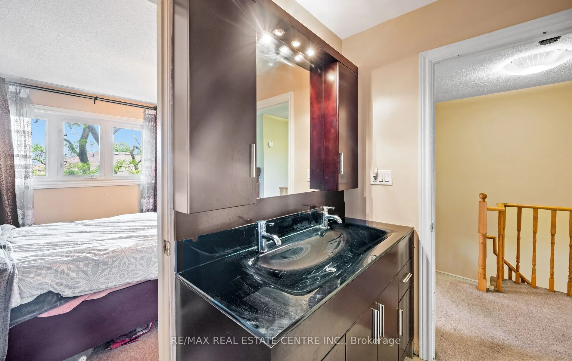 750 Burnhamthorpe Road E, #35