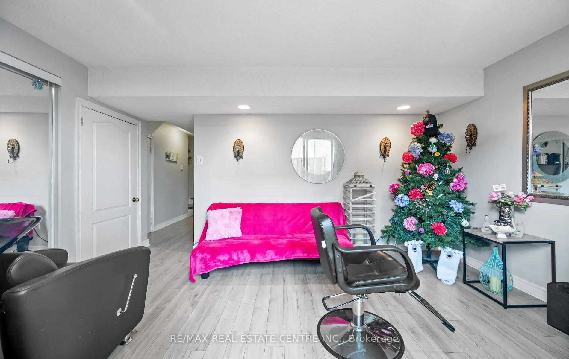 750 Burnhamthorpe Road E, #35