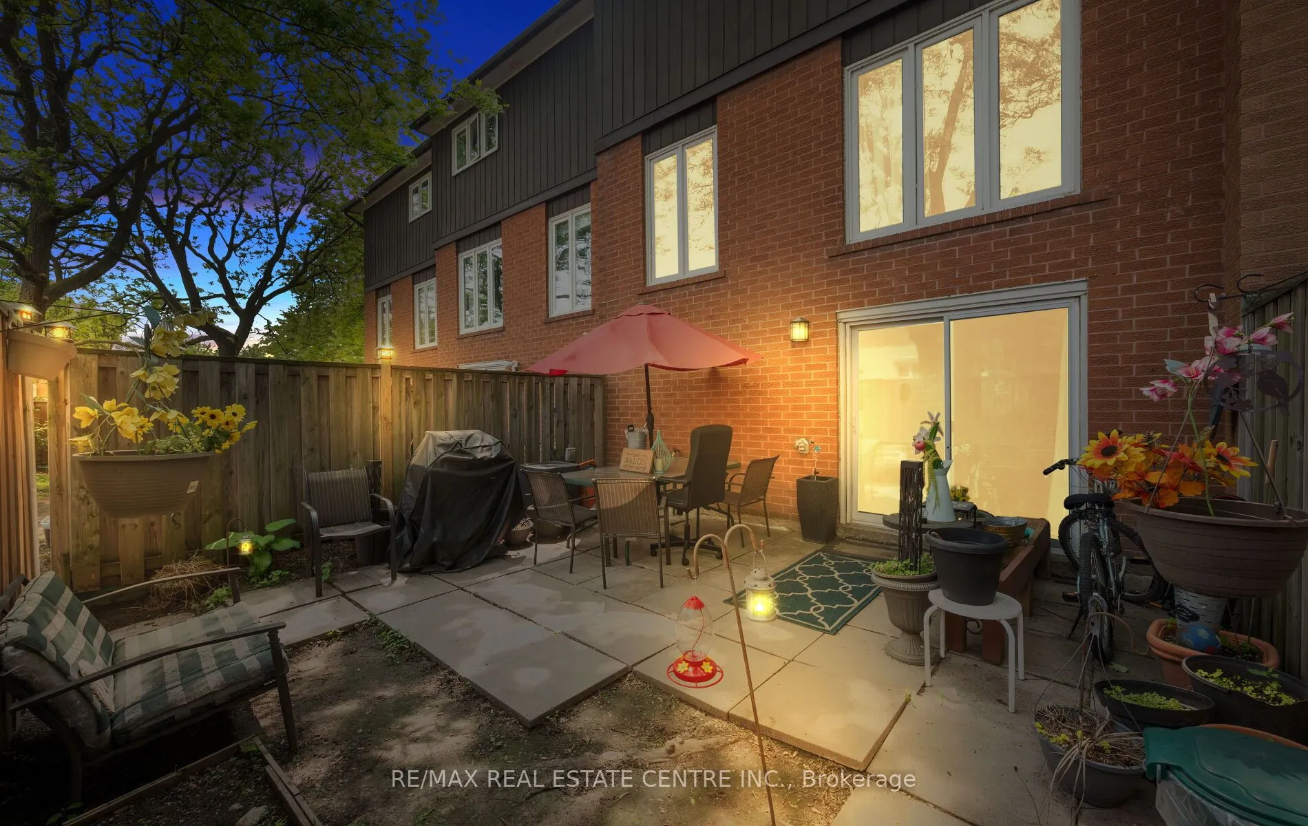 750 Burnhamthorpe Road E, #35