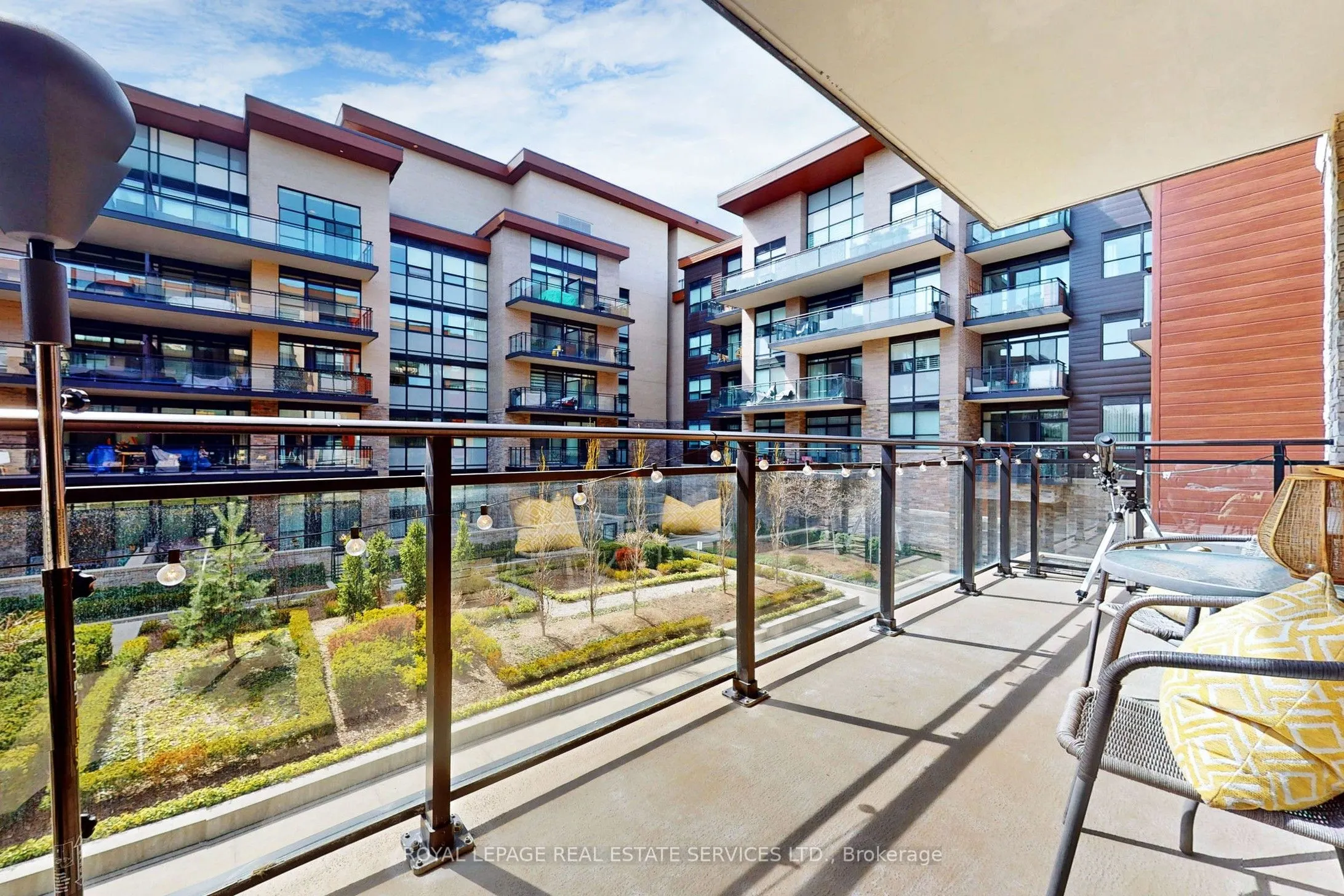 1575 Lakeshore Road W, #135