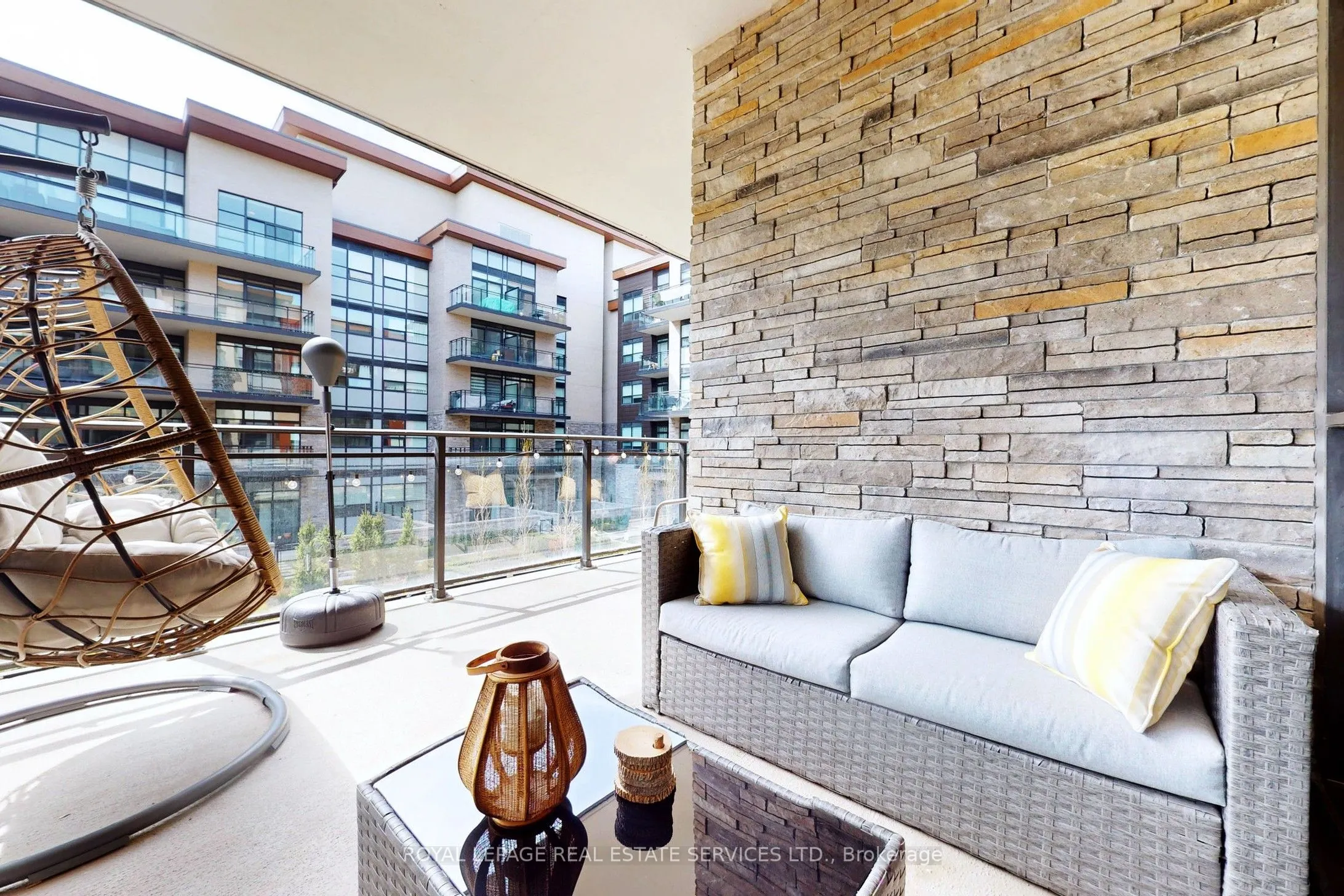 1575 Lakeshore Road W, #135
