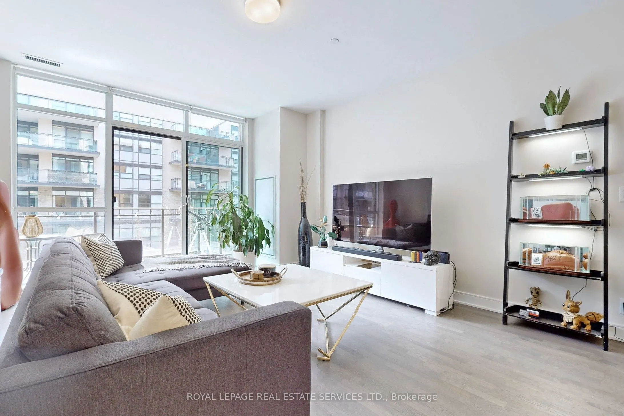 1575 Lakeshore Road W, #135