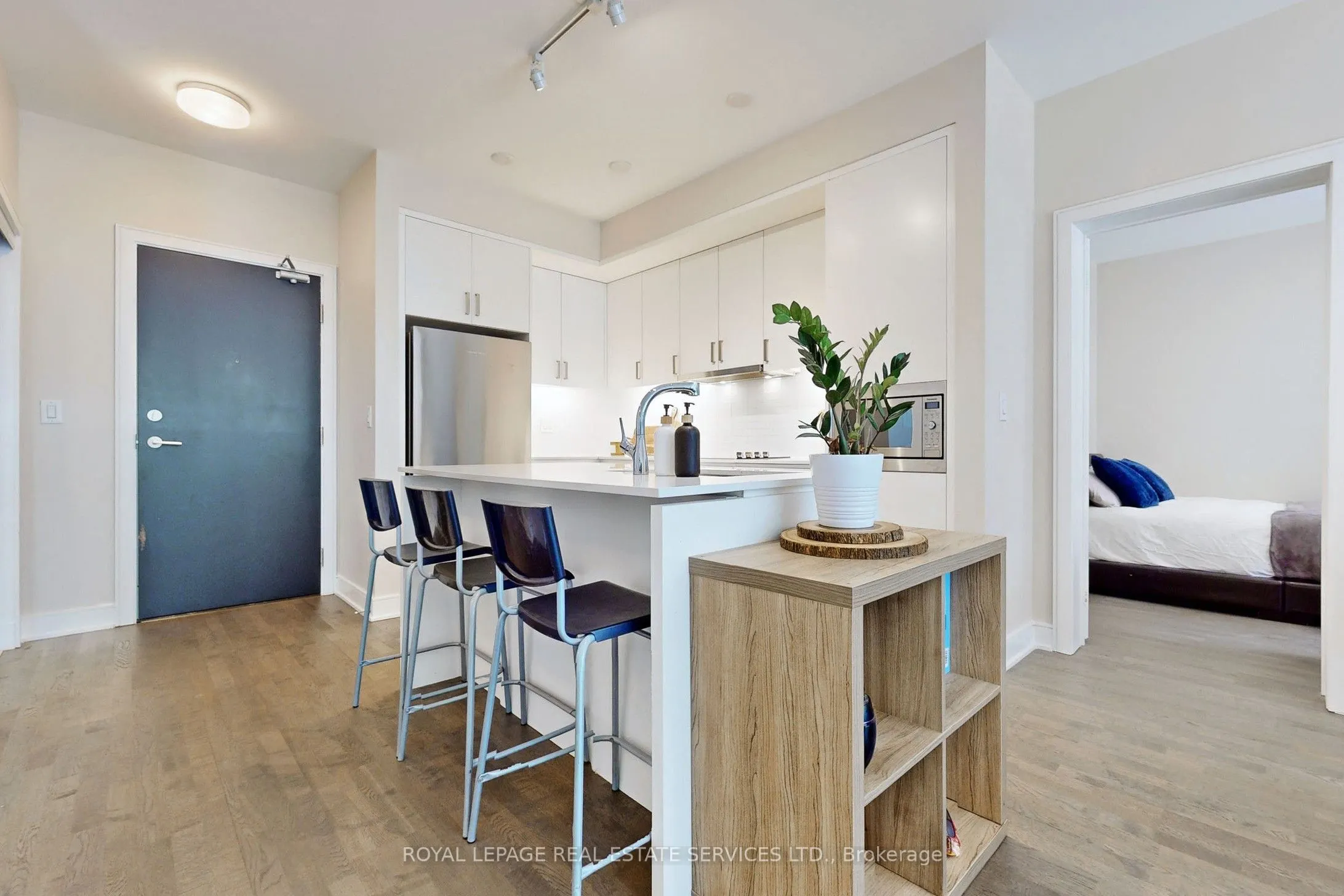 1575 Lakeshore Road W, #135