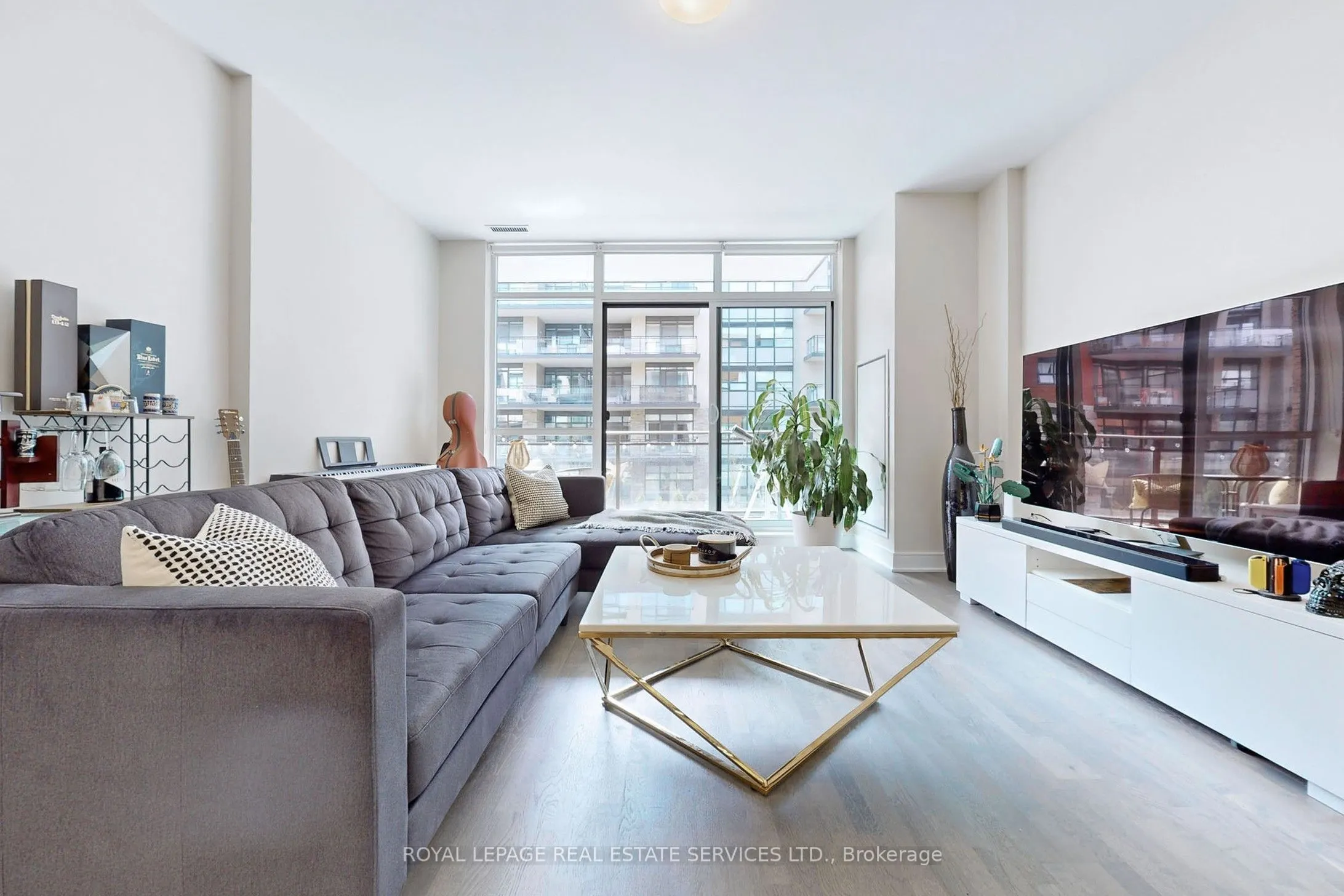 1575 Lakeshore Road W, #135