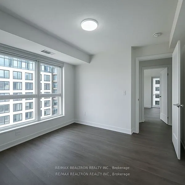 7 Mabelle Avenue, #2701