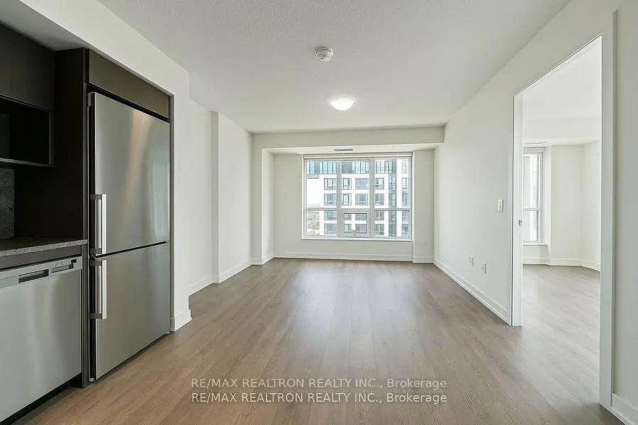 7 Mabelle Avenue, #2701