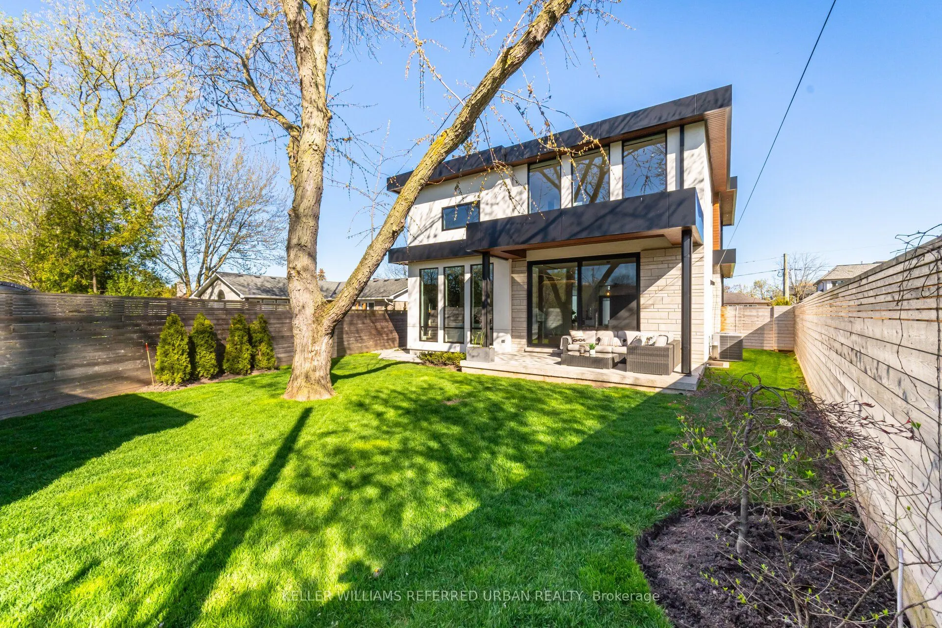 1337 Waverly Avenue