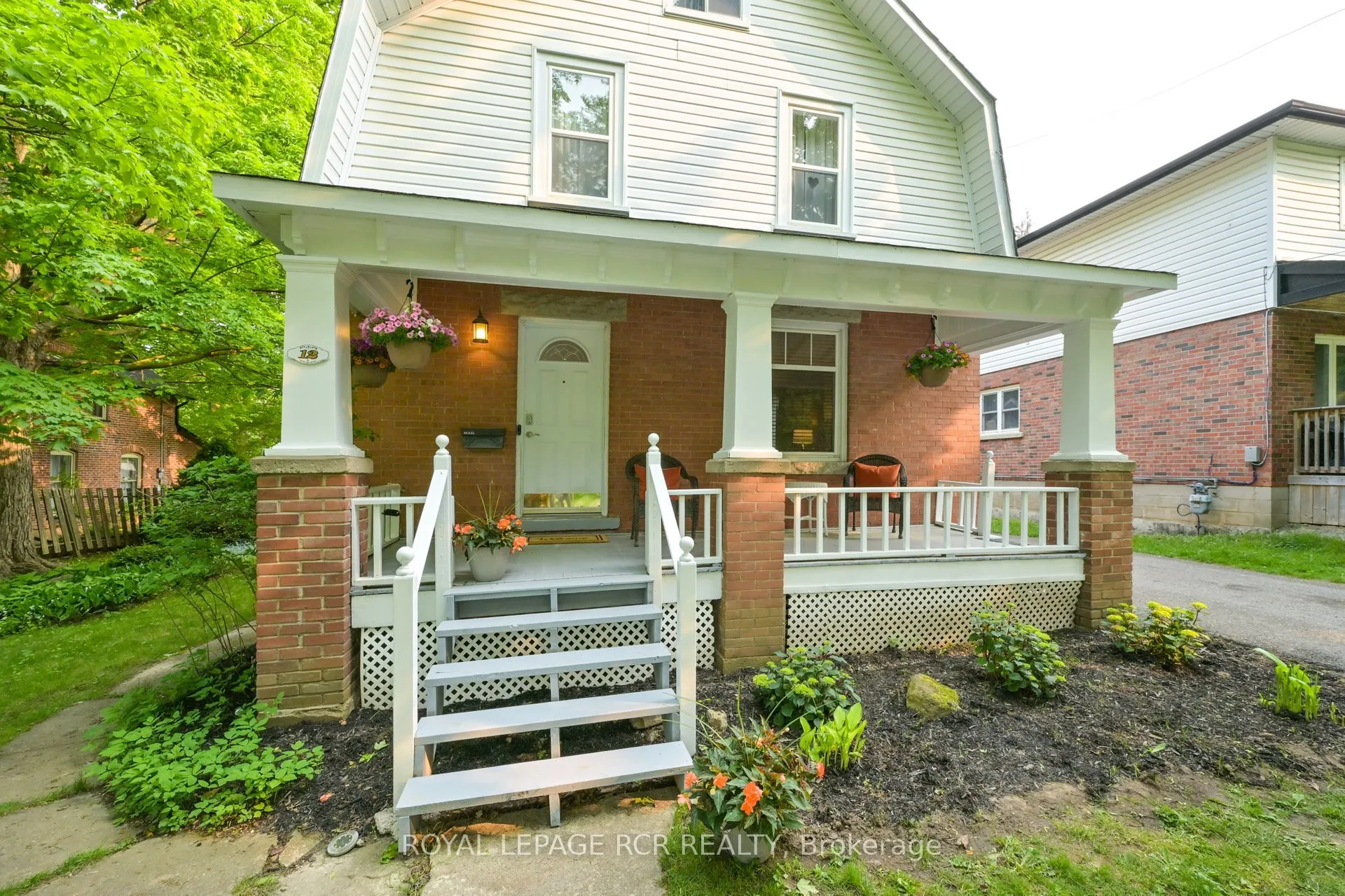 12 Third Avenue