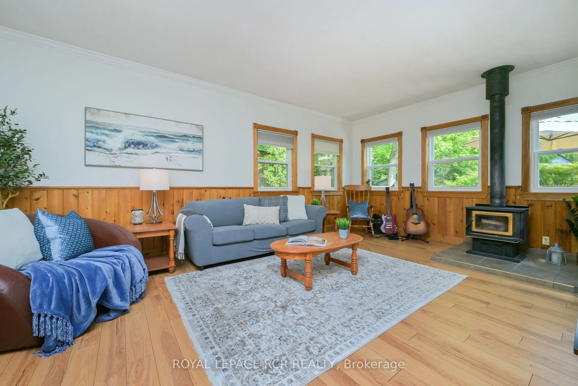 12 Third Avenue