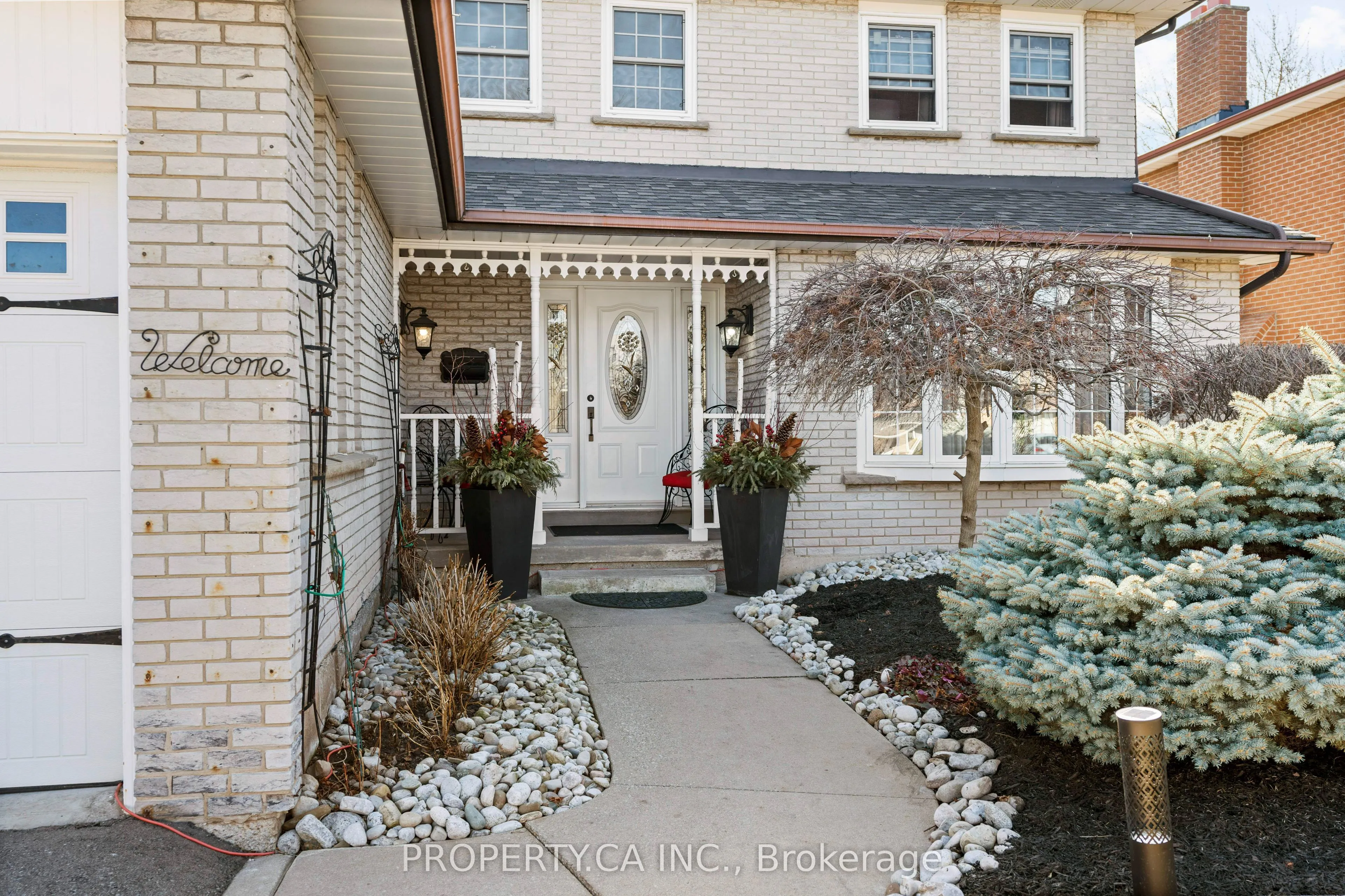 2536 Birch Crescent