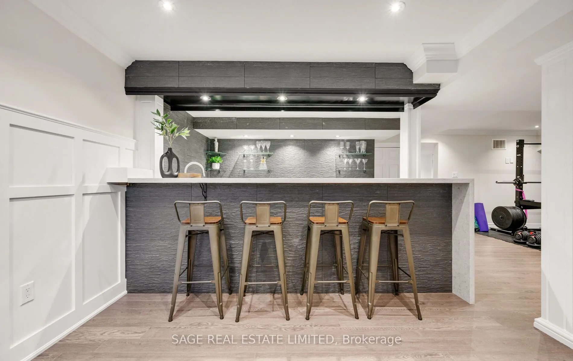3911 Rosanna Drive