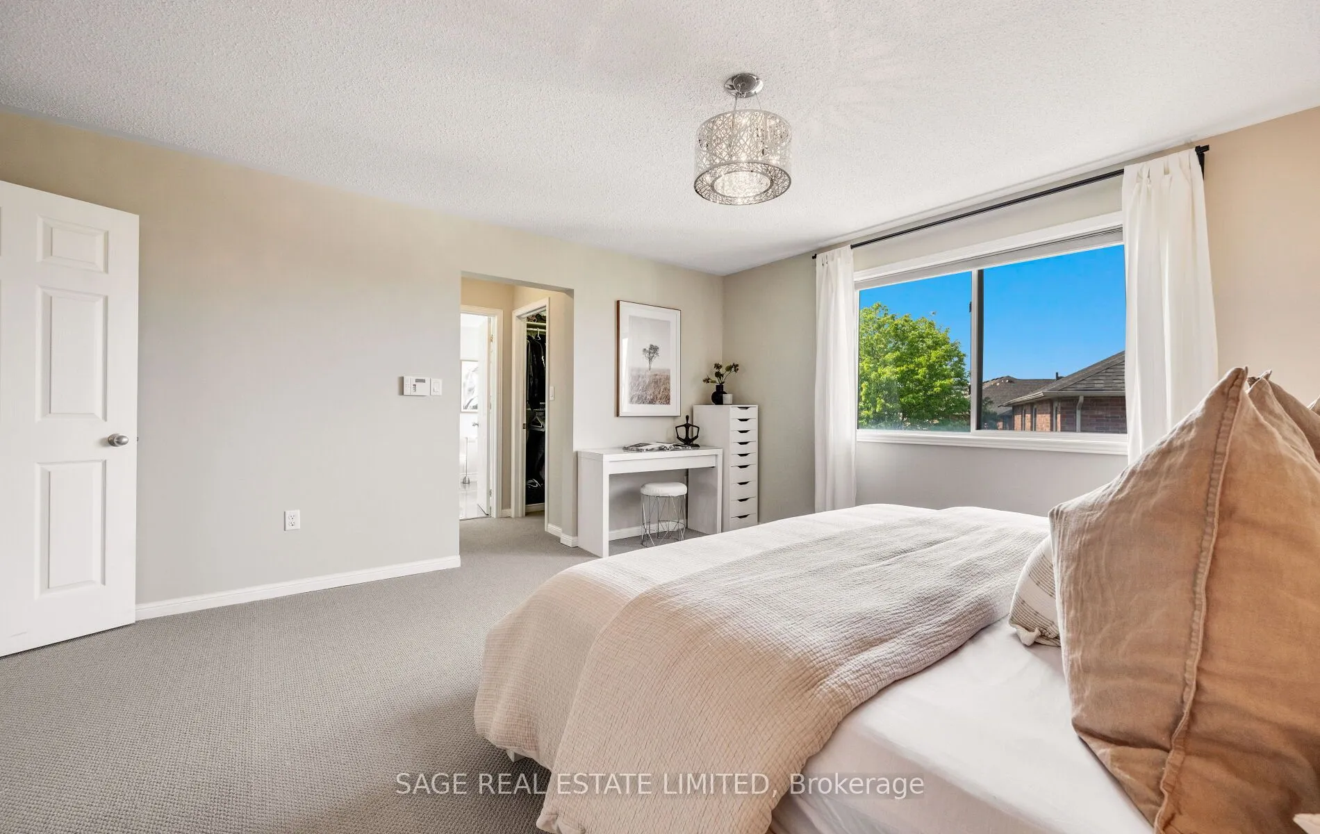 3911 Rosanna Drive
