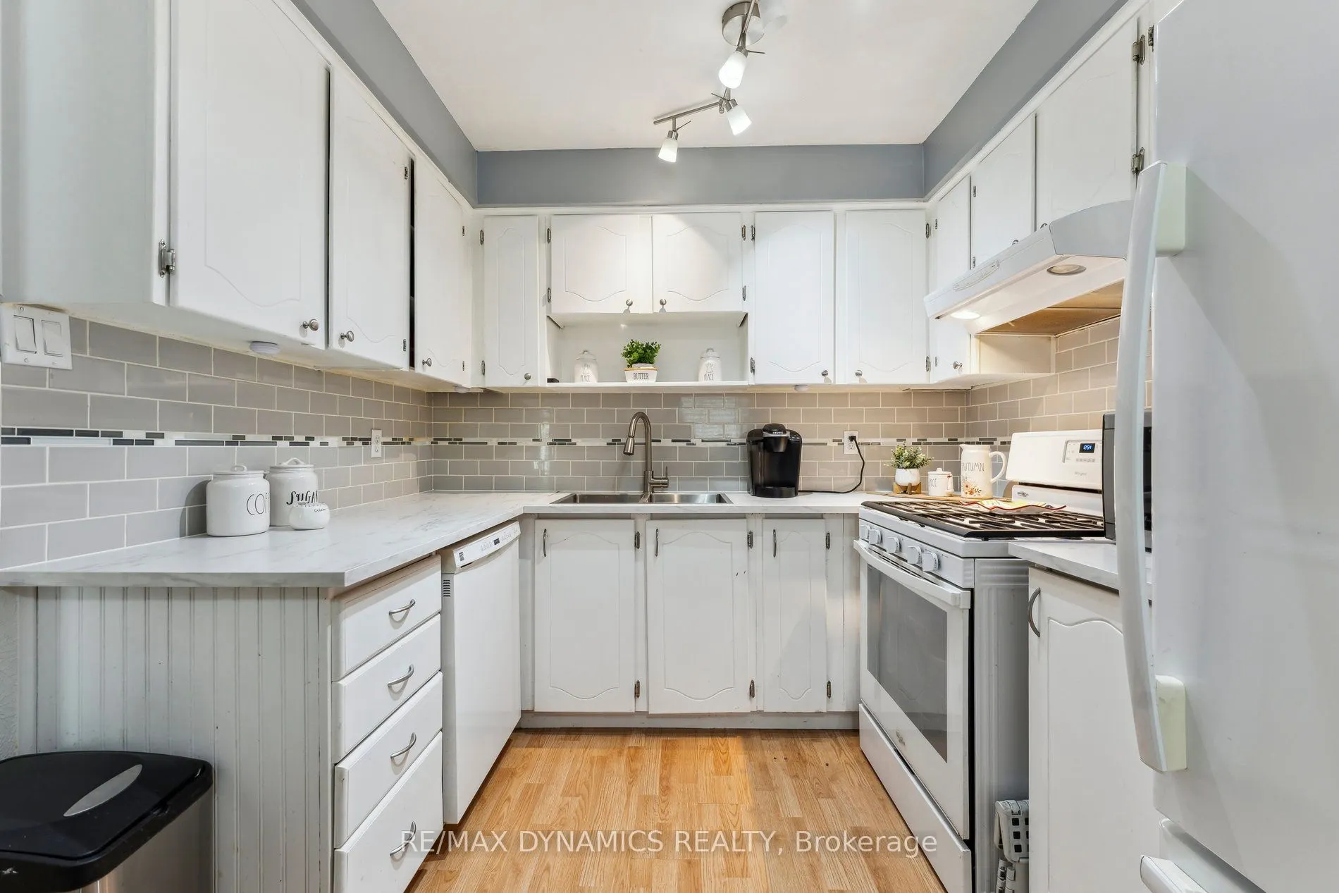 82 Lynden Circle, #73