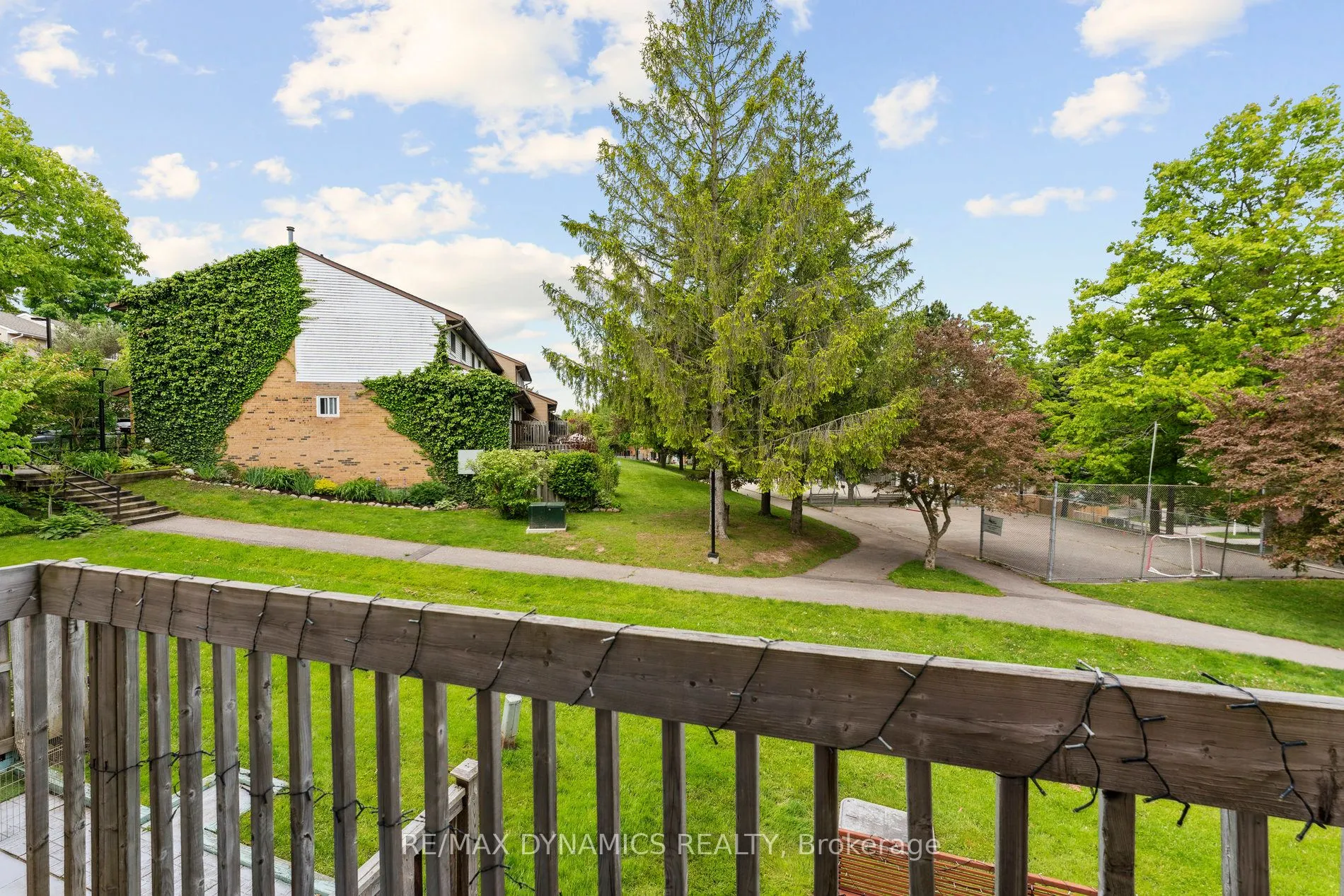 82 Lynden Circle, #73