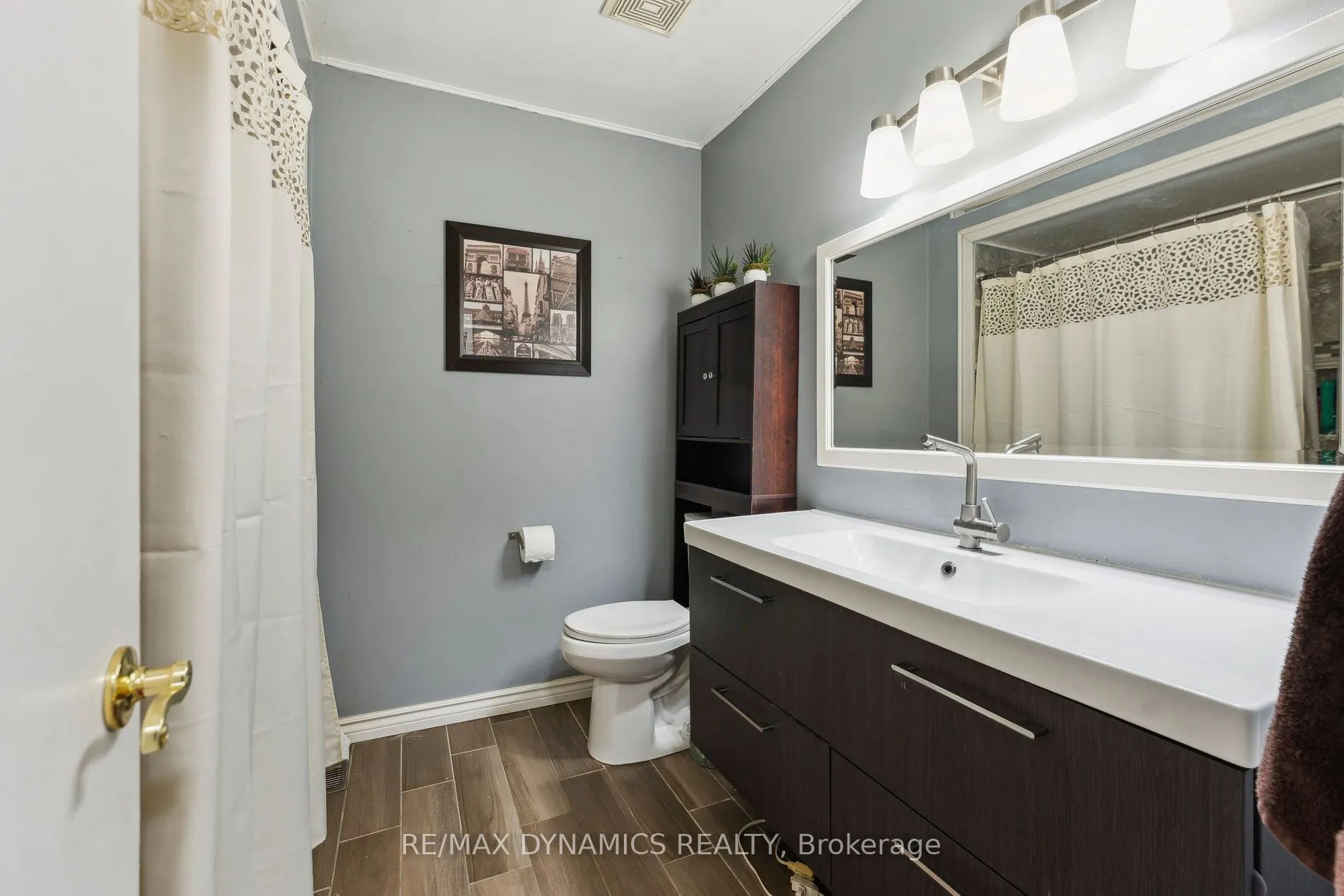 82 Lynden Circle, #73