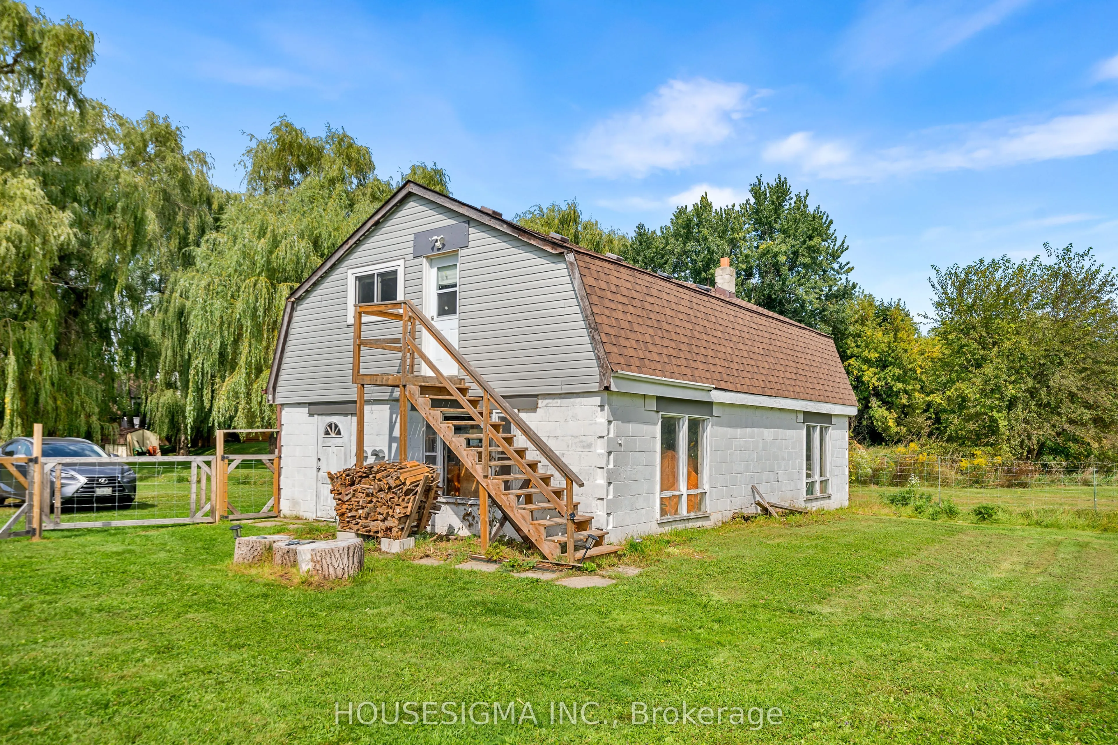 2701 Embleton Road