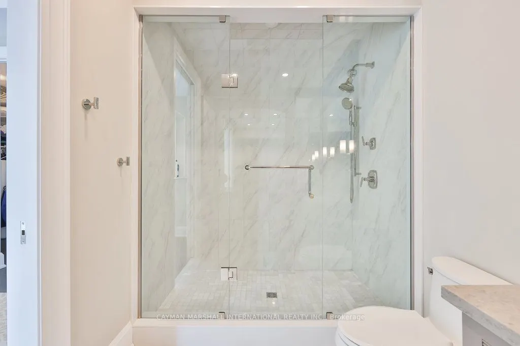 2060 Lakeshore Road, #2101
