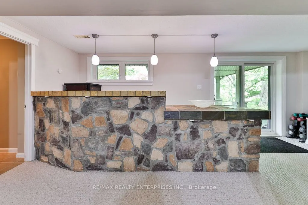 1293 Greenoaks Drive