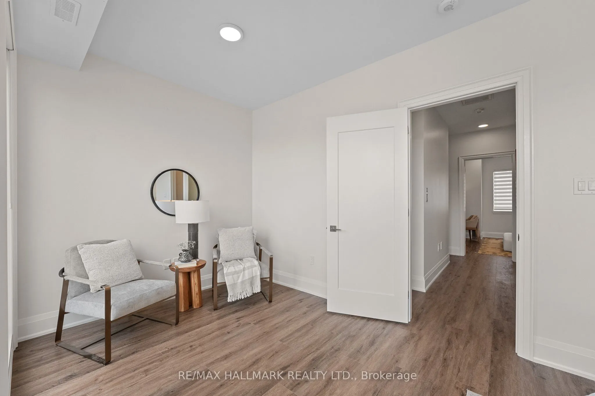 129 High Street W, #129