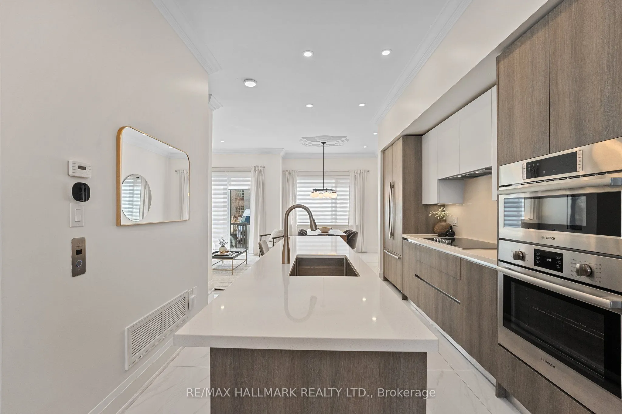 129 High Street W, #129