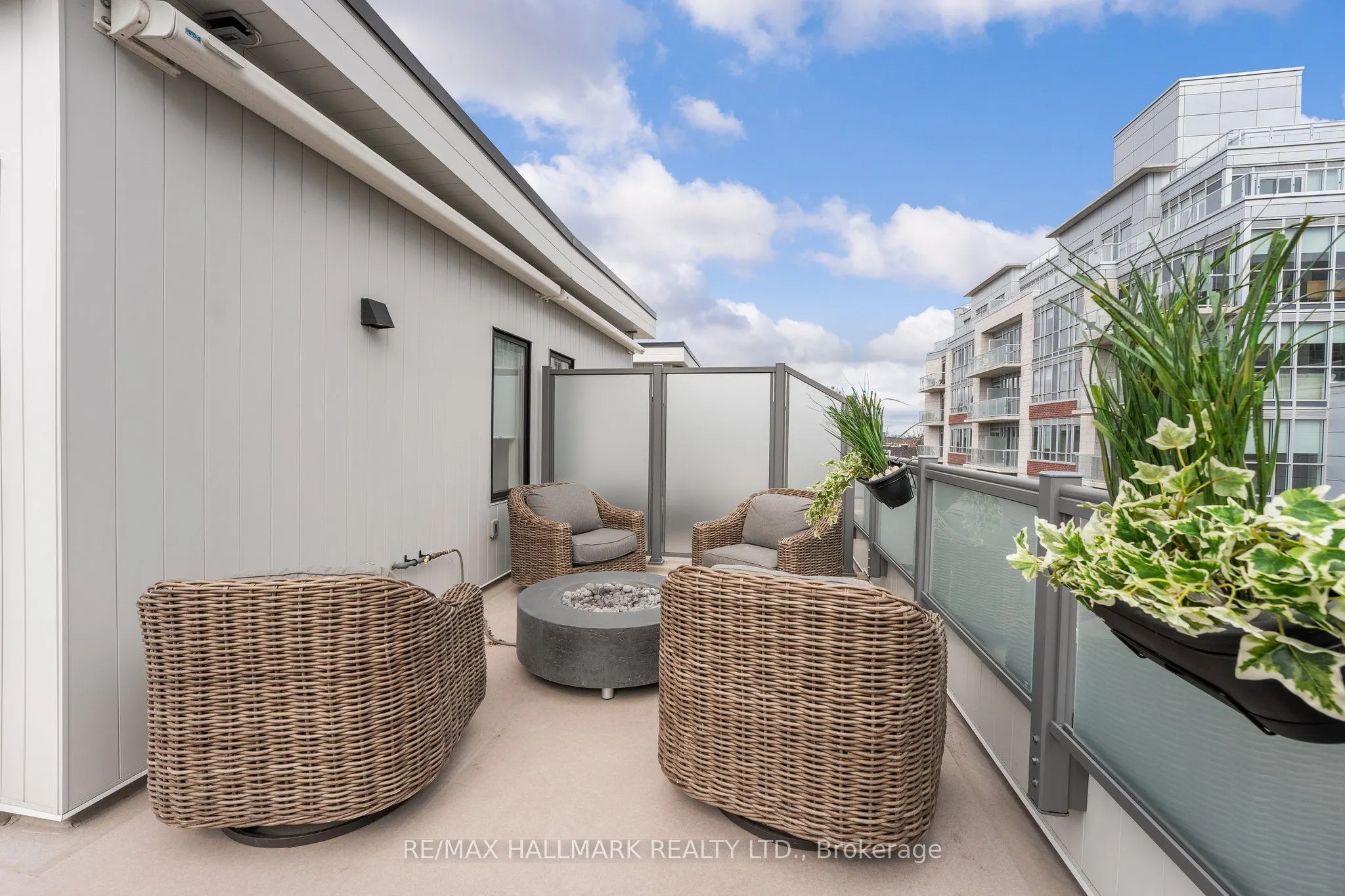 129 High Street W, #129