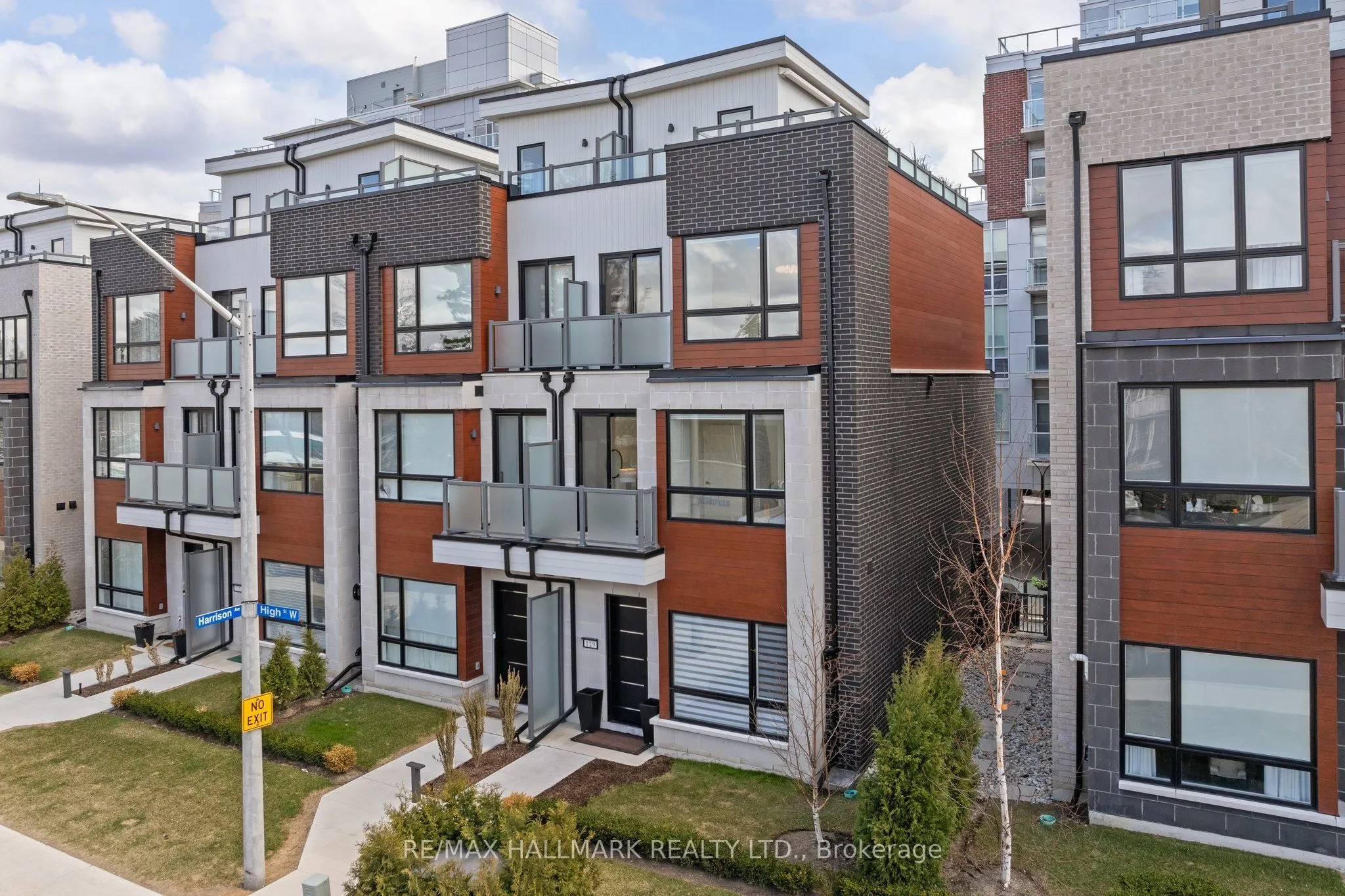129 High Street W, #129