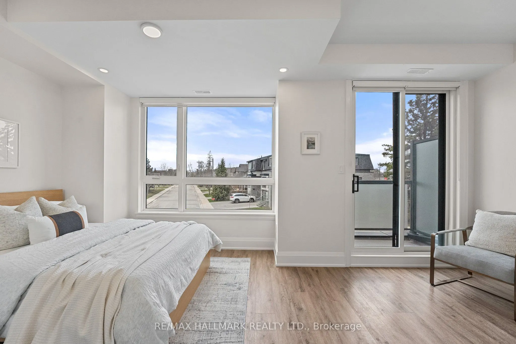 129 High Street W, #129