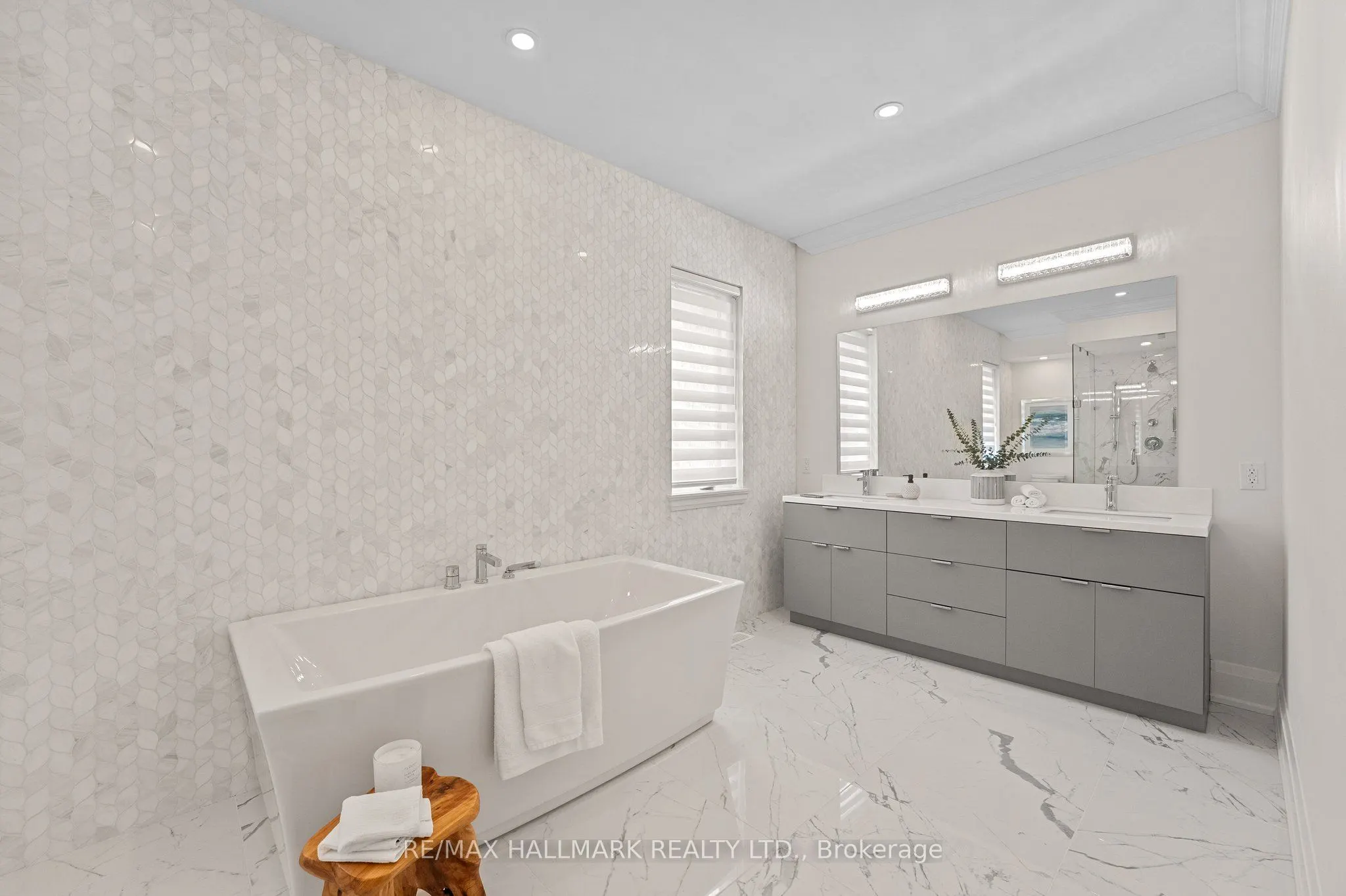 129 High Street W, #129