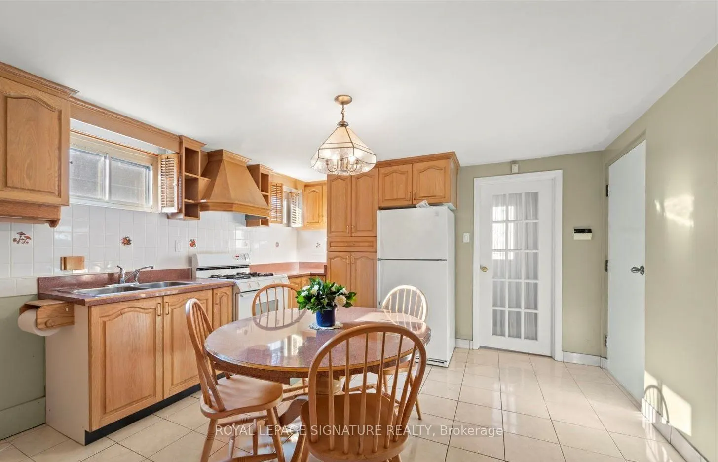 64 Watney Crescent, #Lower