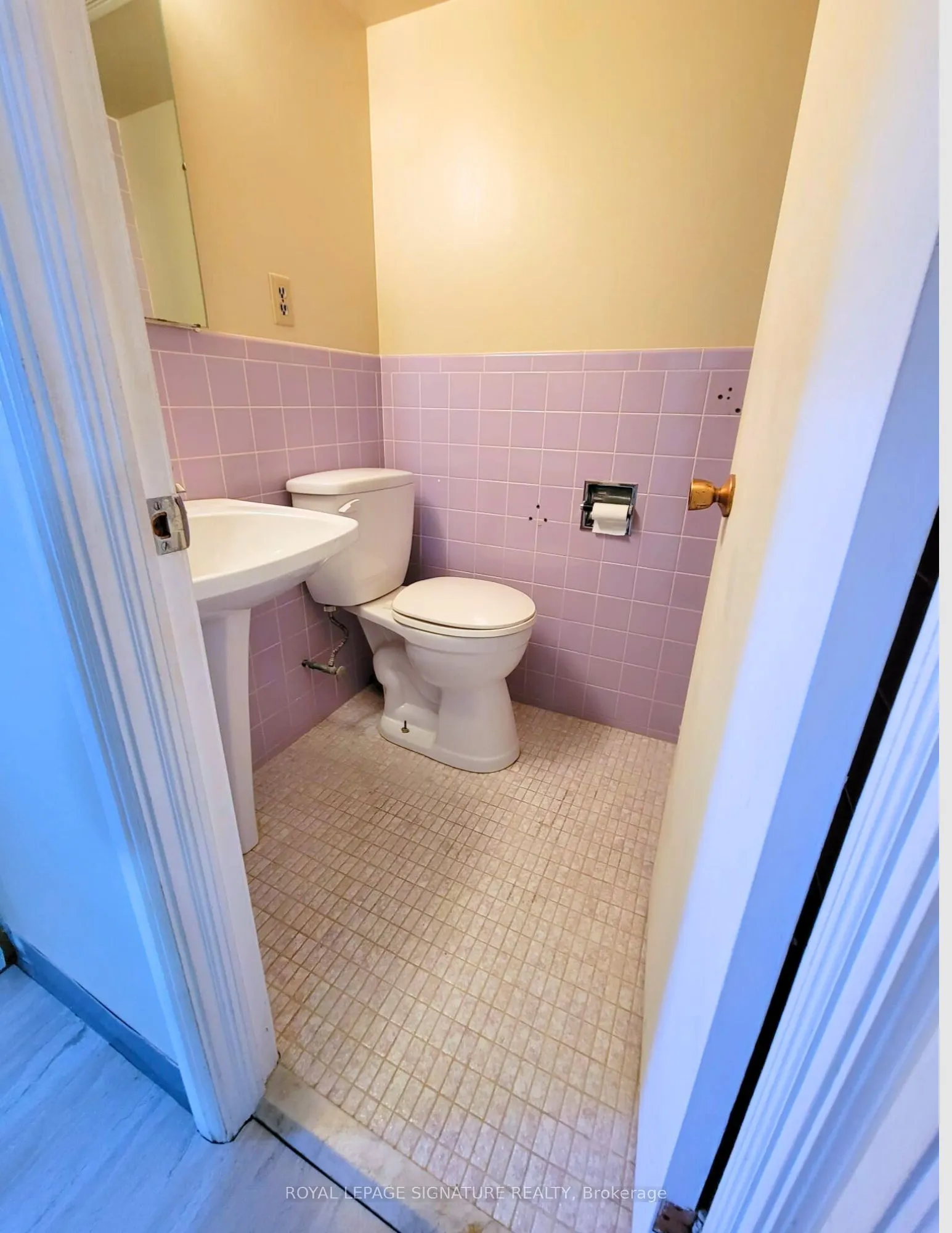 64 Watney Crescent, #Lower