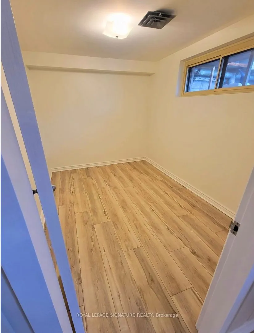 64 Watney Crescent, #Lower