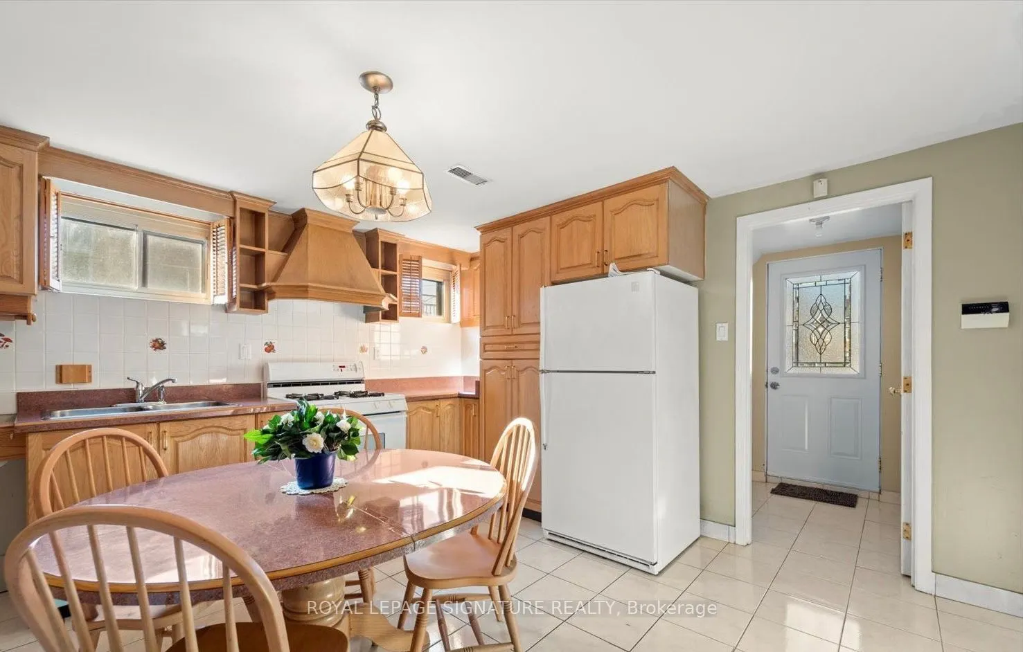 64 Watney Crescent, #Lower
