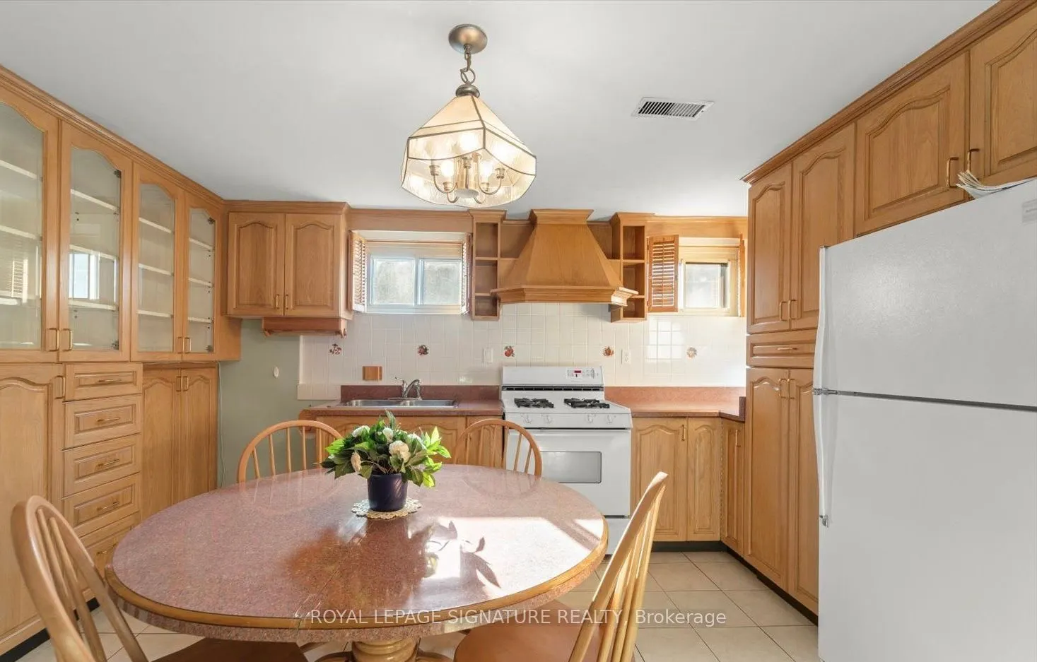 64 Watney Crescent, #Lower