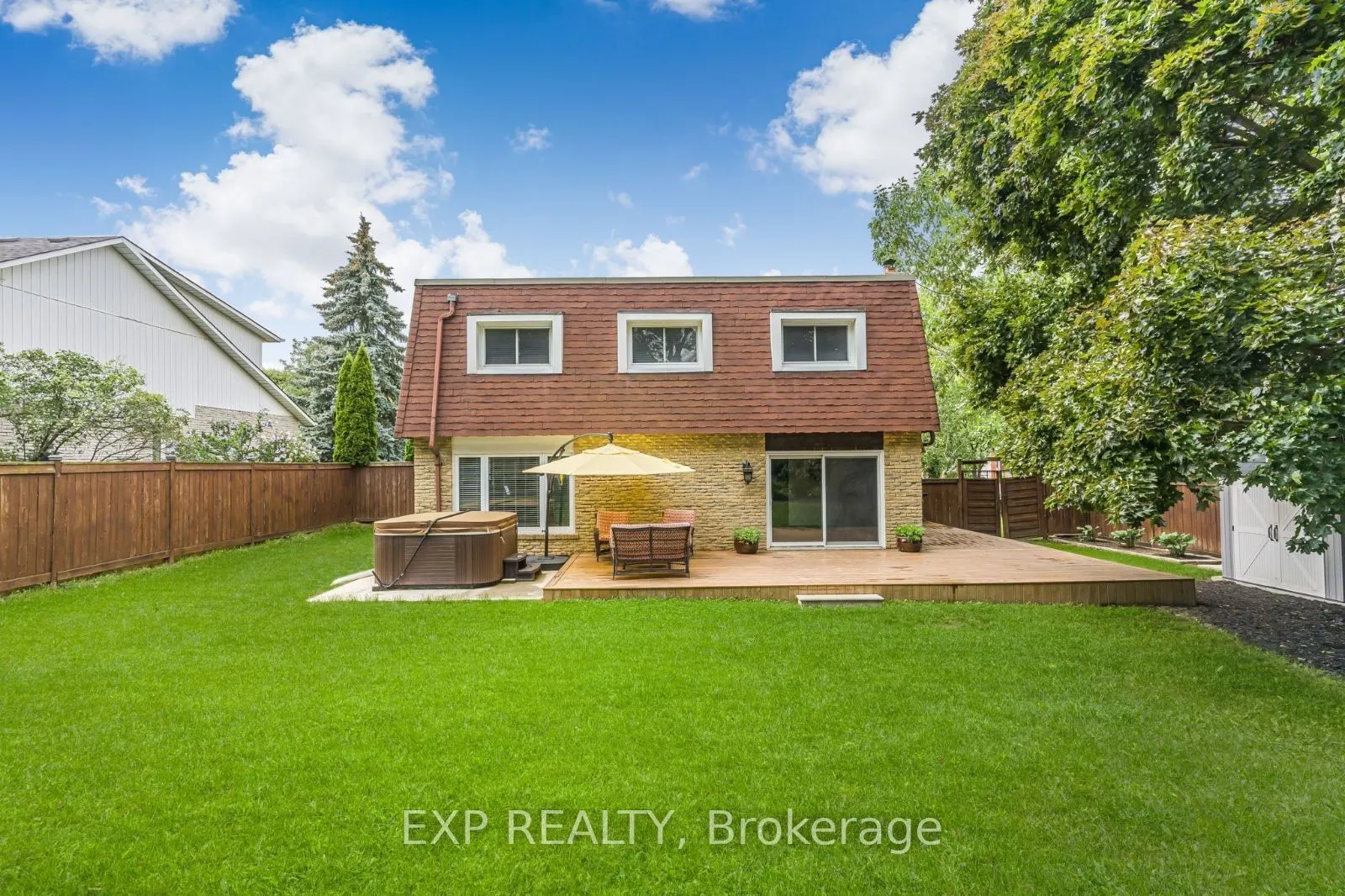 37 Kenninghall Boulevard