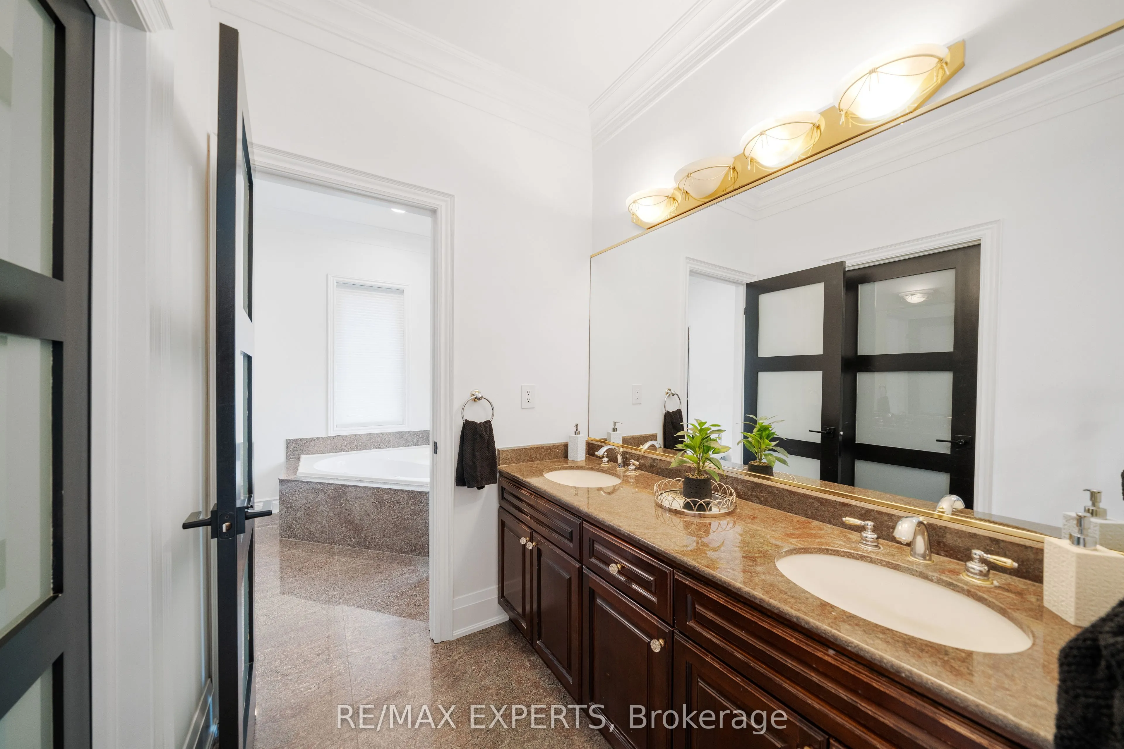 7 Bruno Ridge Drive