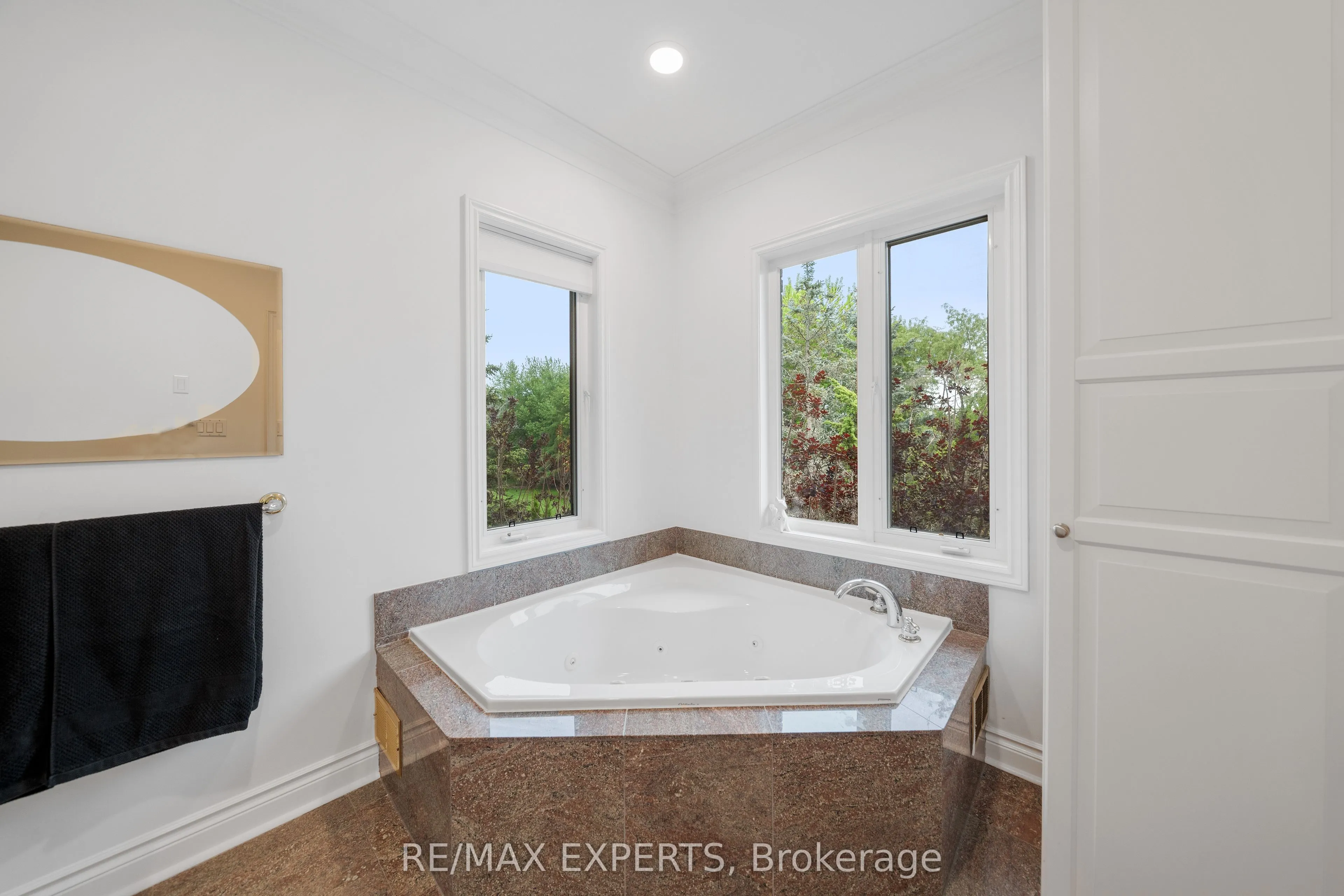 7 Bruno Ridge Drive