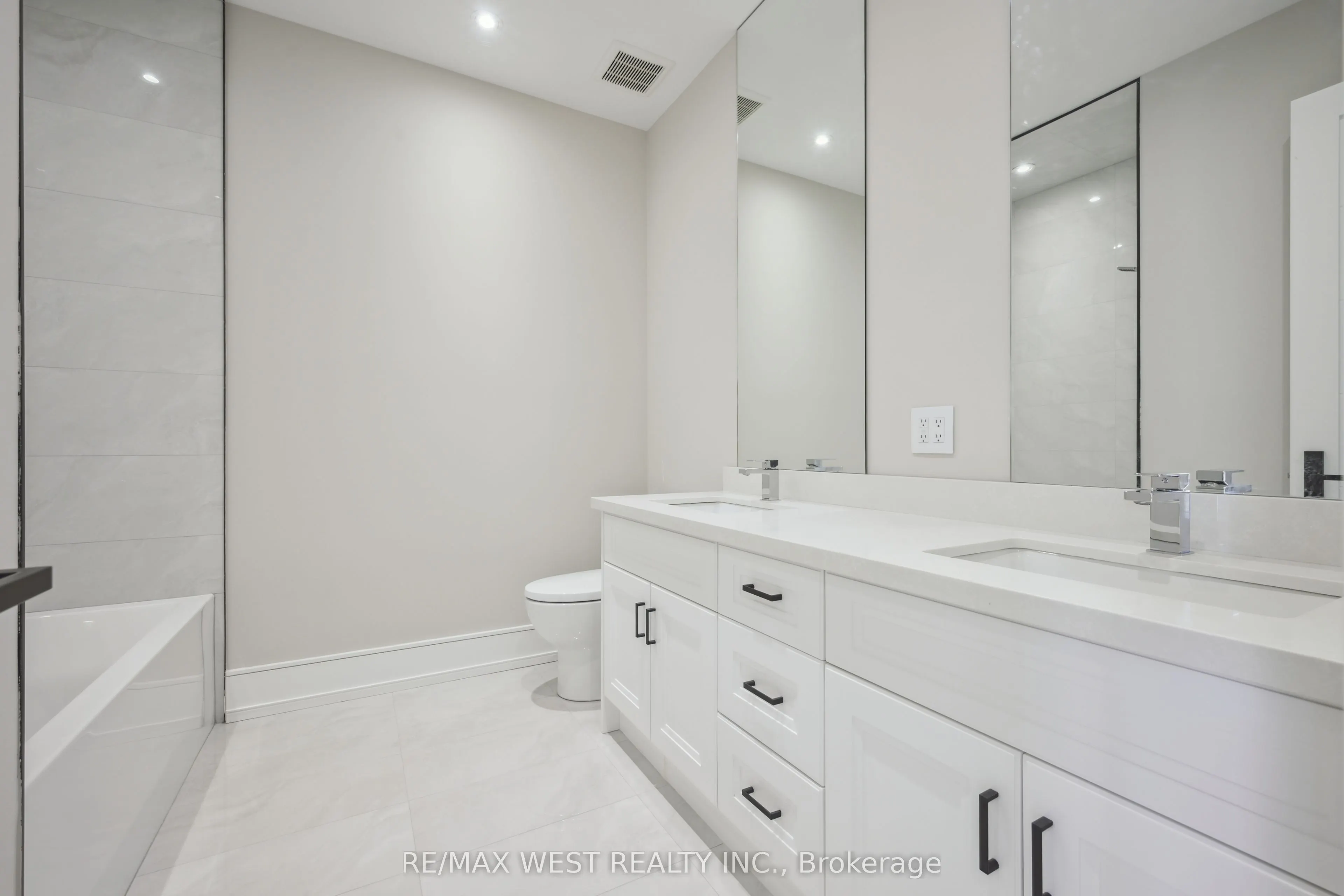 12B Foch Avenue