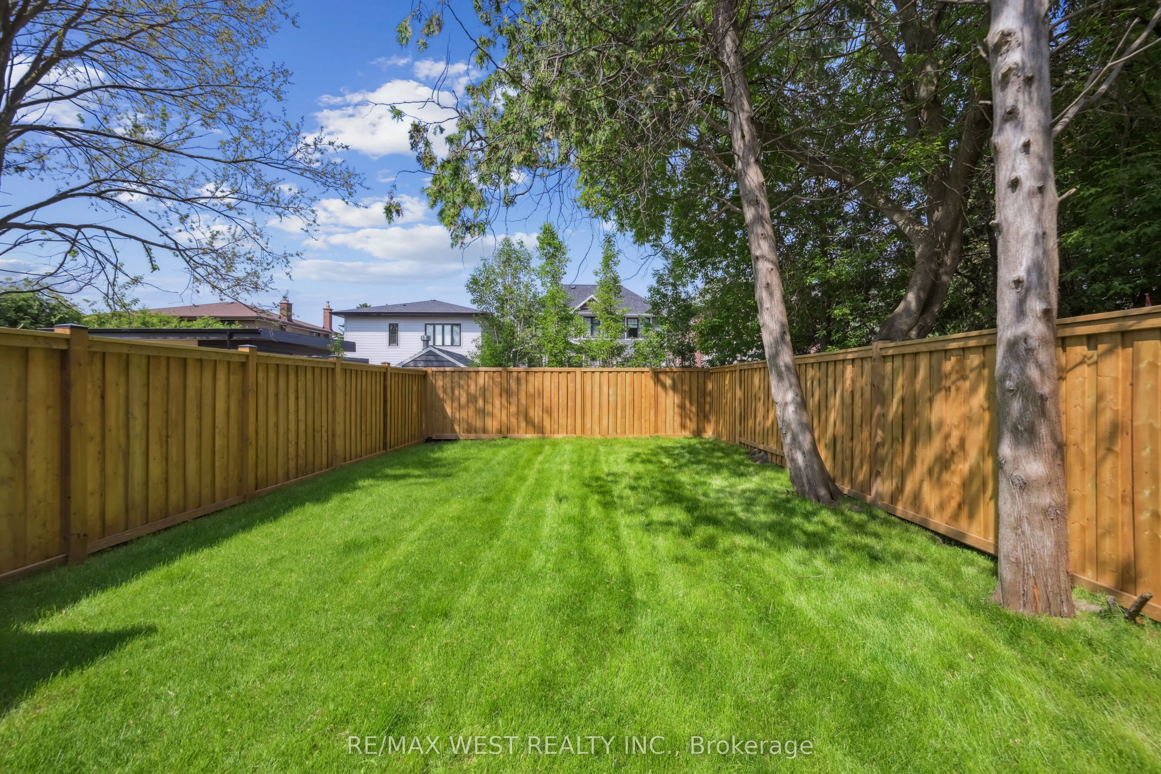 12B Foch Avenue