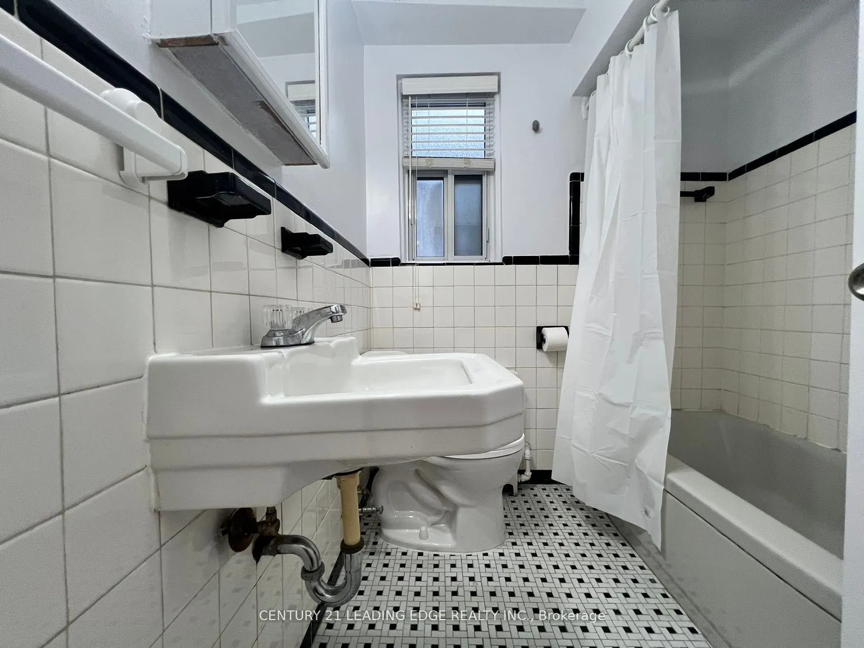 2719 Lake Shore Boulevard W, #2